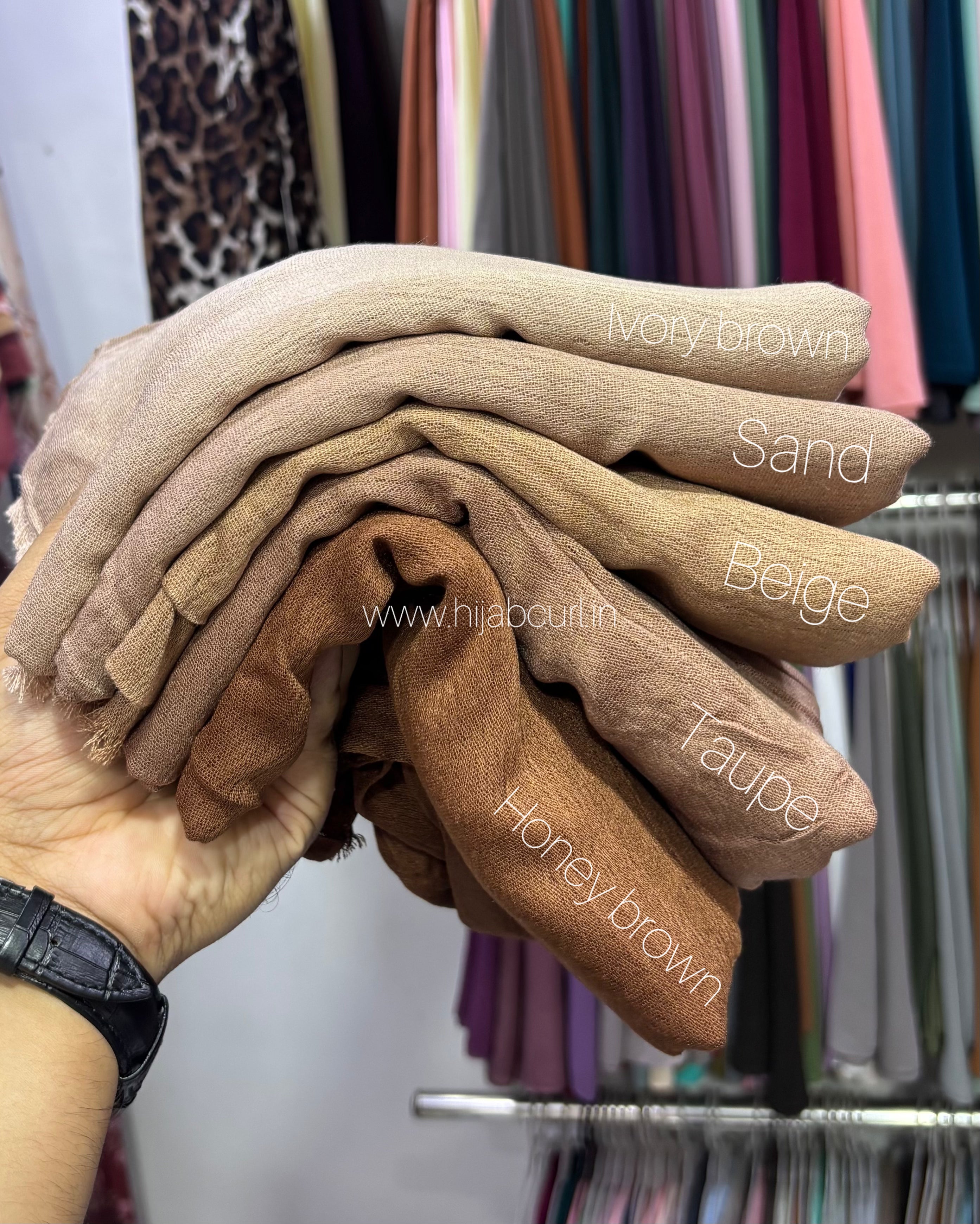 Modal hijabs