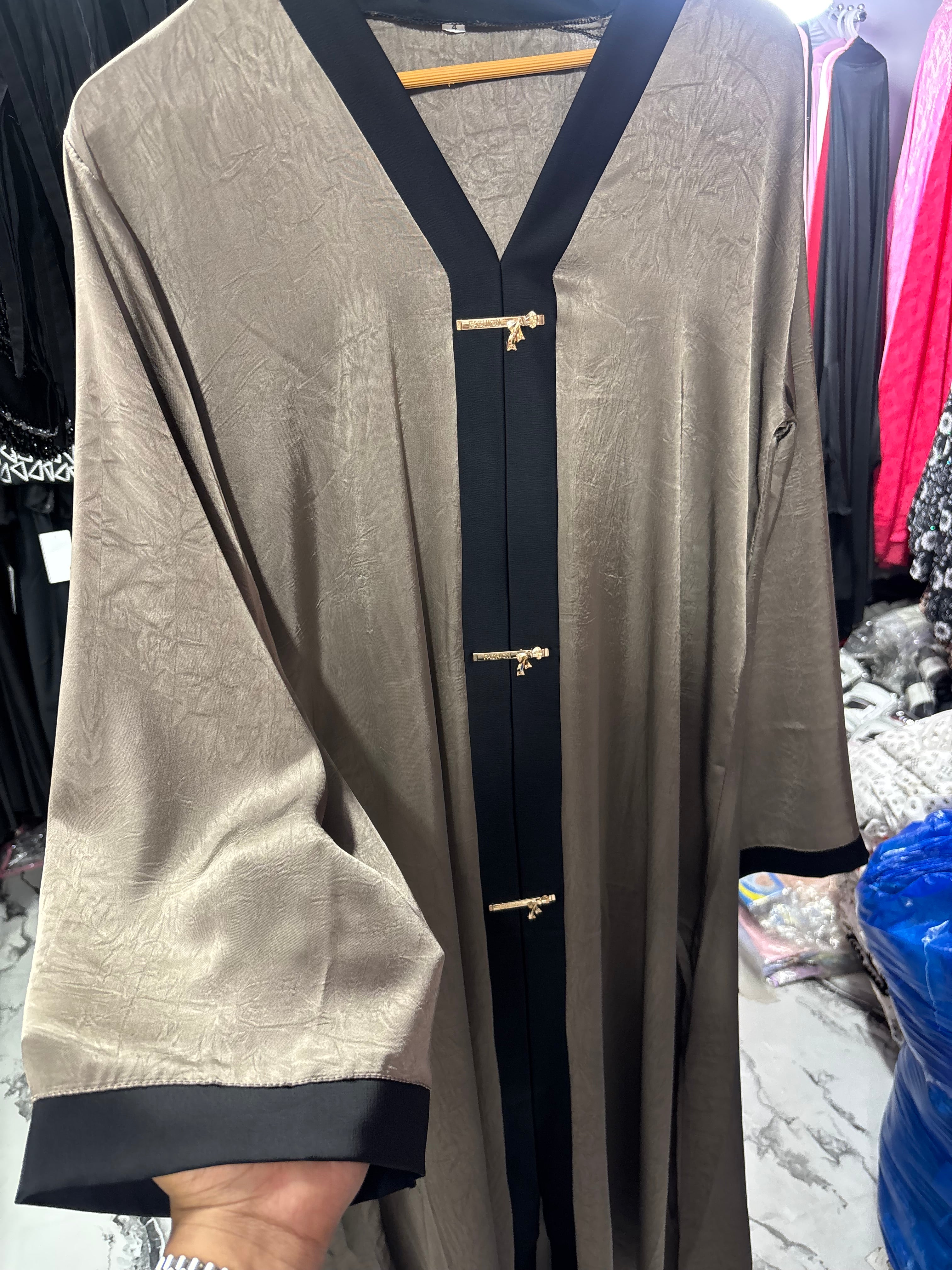 Luxurious Abaya - Perfect For Party Wear