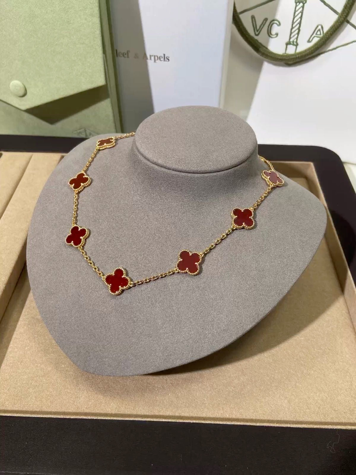 Clover necklace