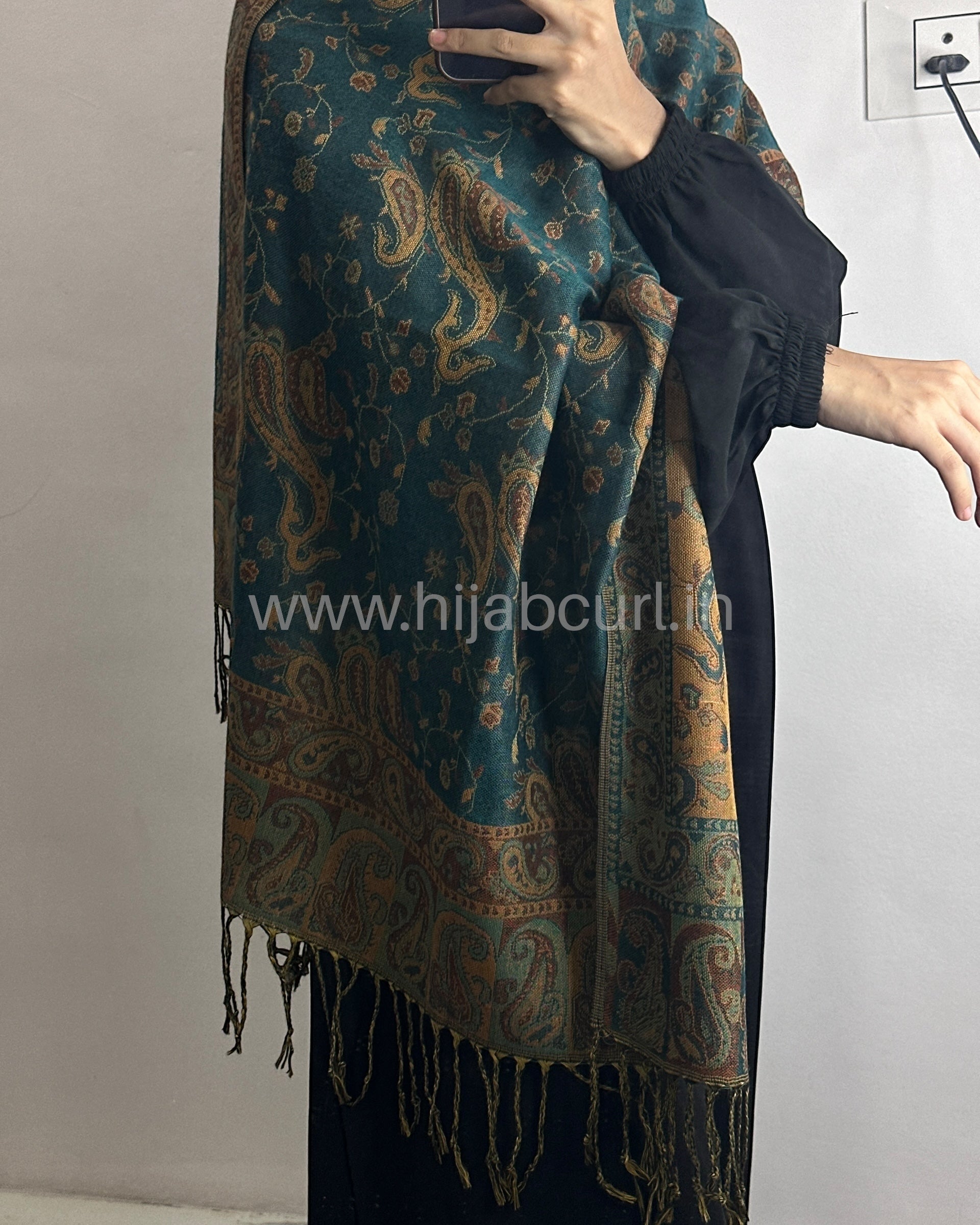 Luxury pashmina shawl
