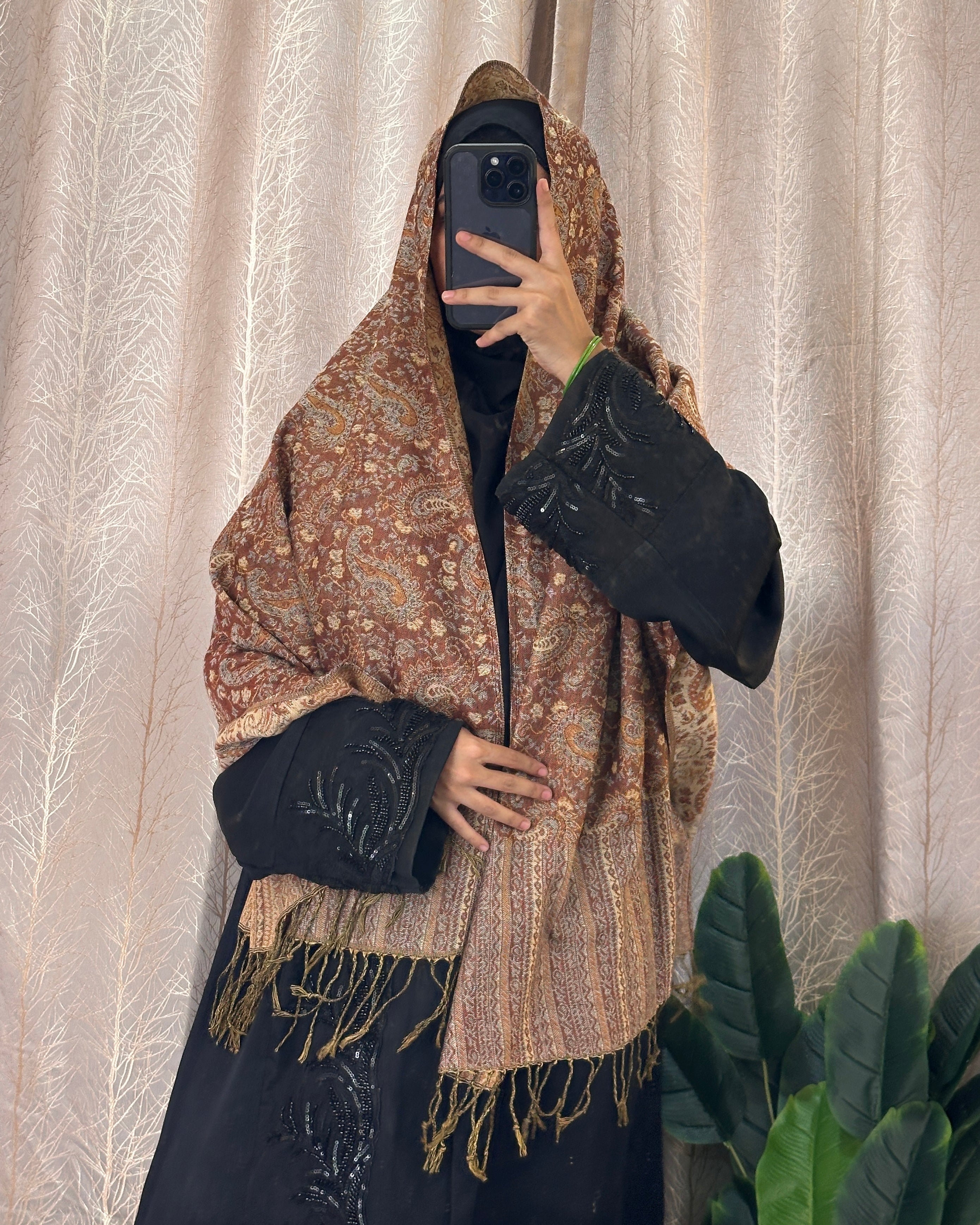 Luxury pashmina shawl