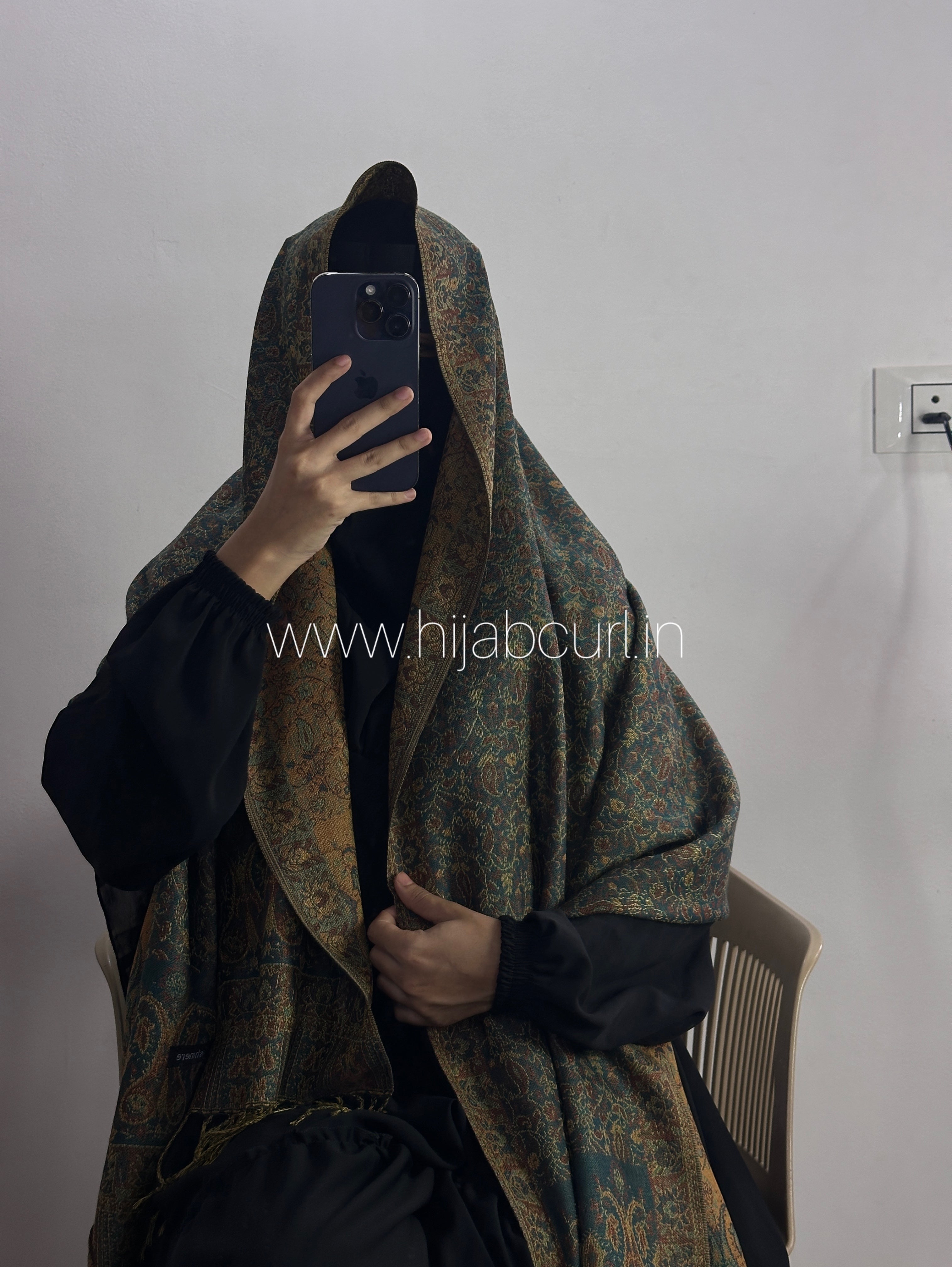 Luxury pashmina shawl