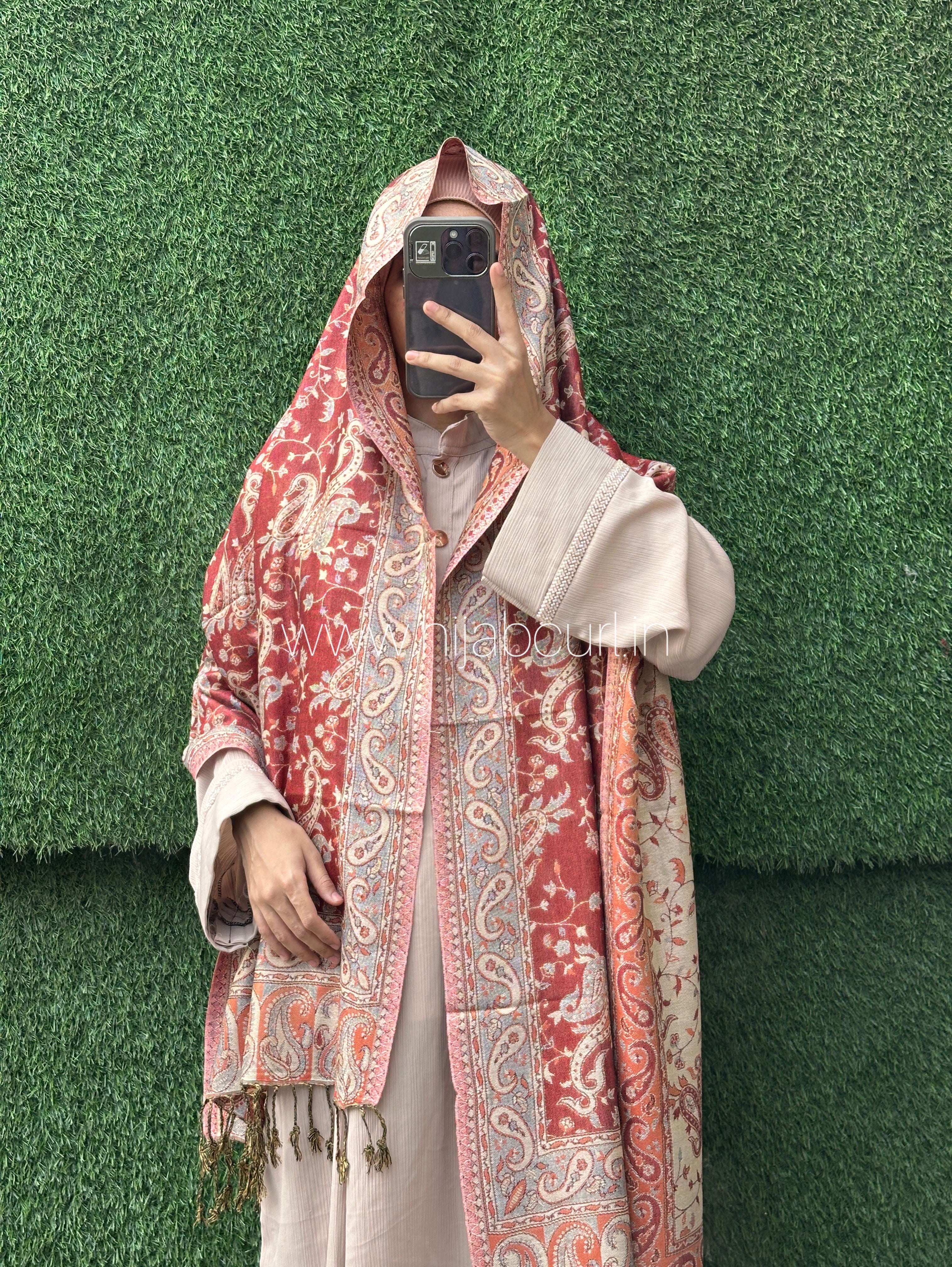 Luxury pashmina shawl