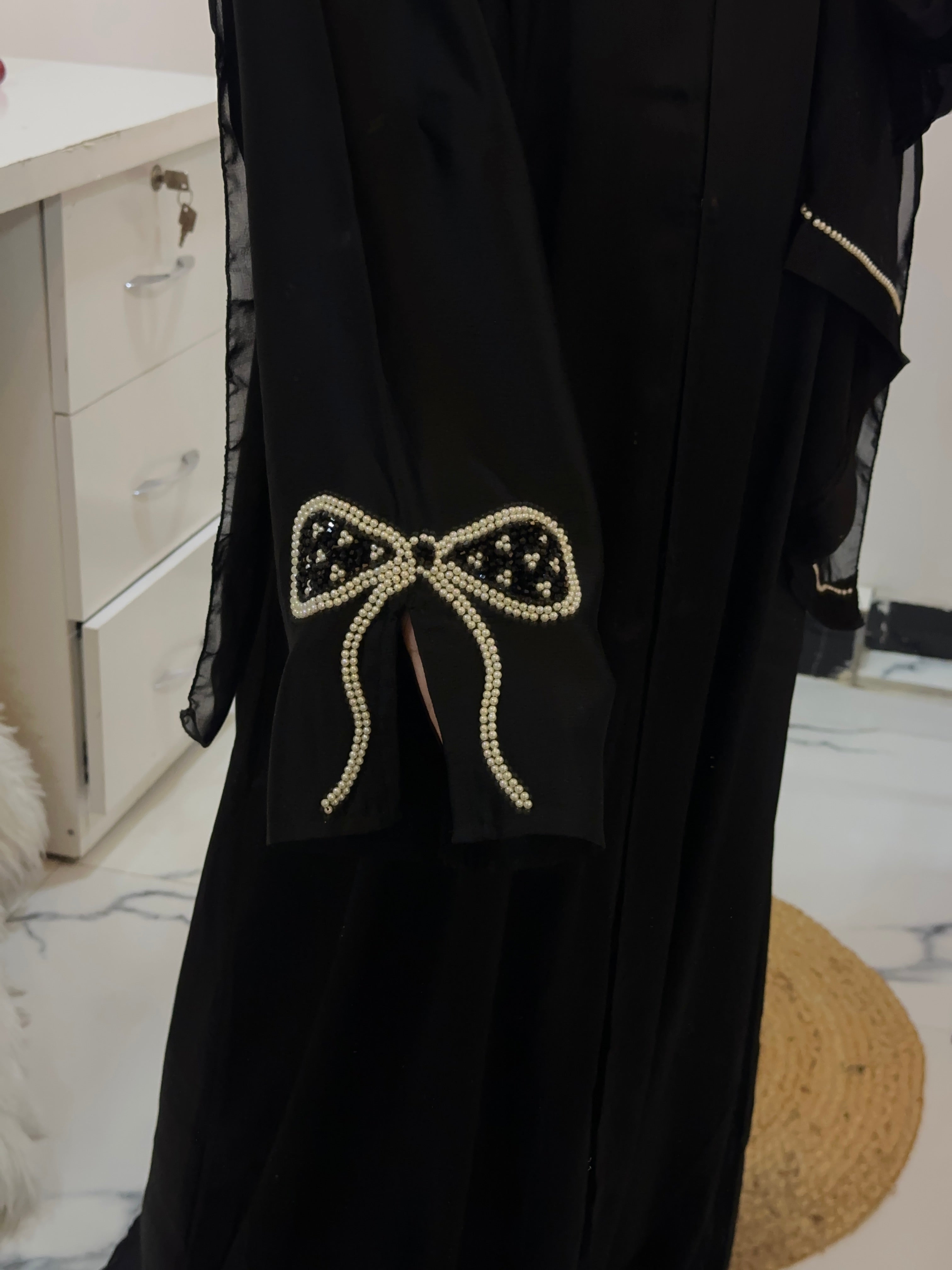 Luxurious Bow Abaya - Perfect For Party Wear