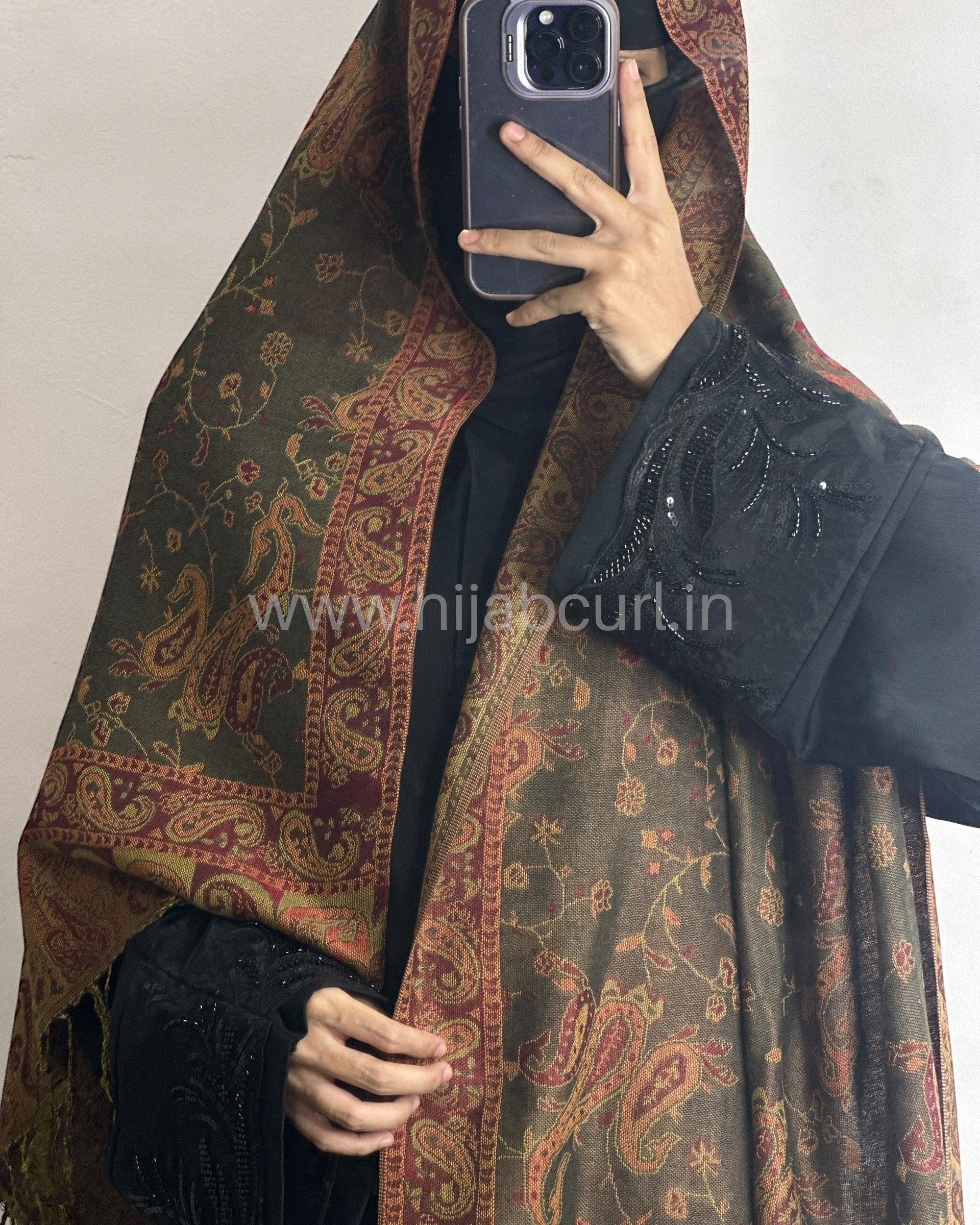 Luxury pashmina shawl