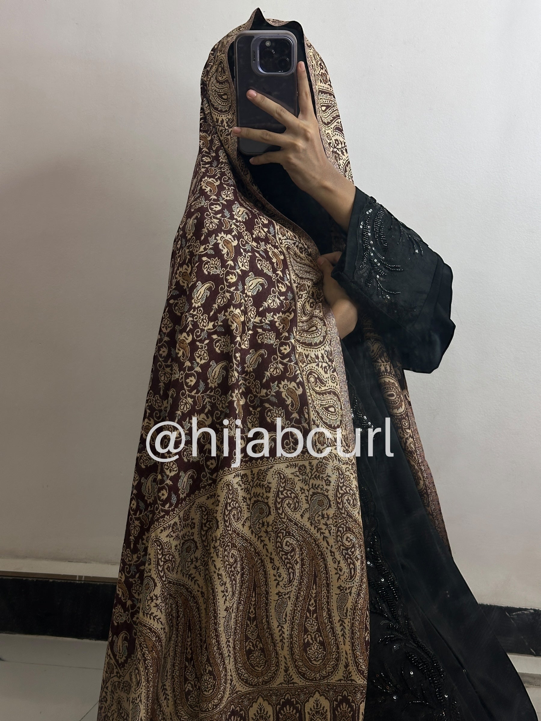 Luxury pashmina shawl