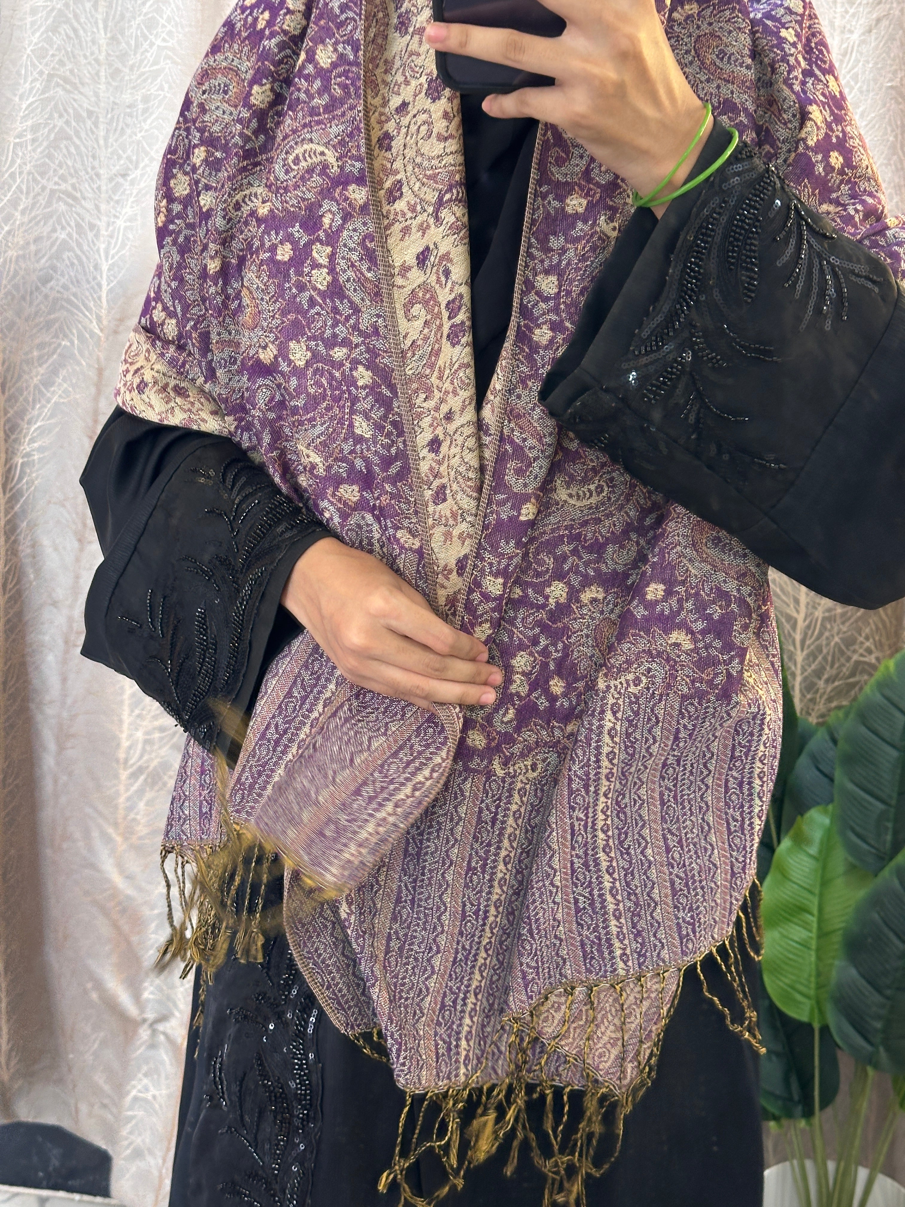 Luxury pashmina shawl