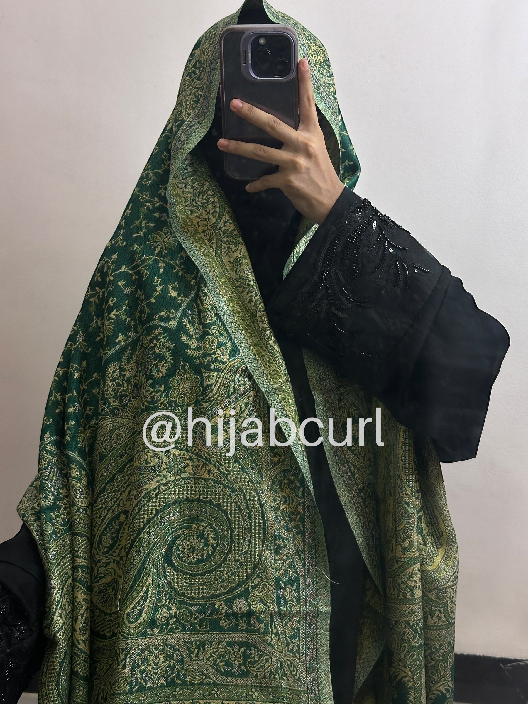 Luxury pashmina shawl