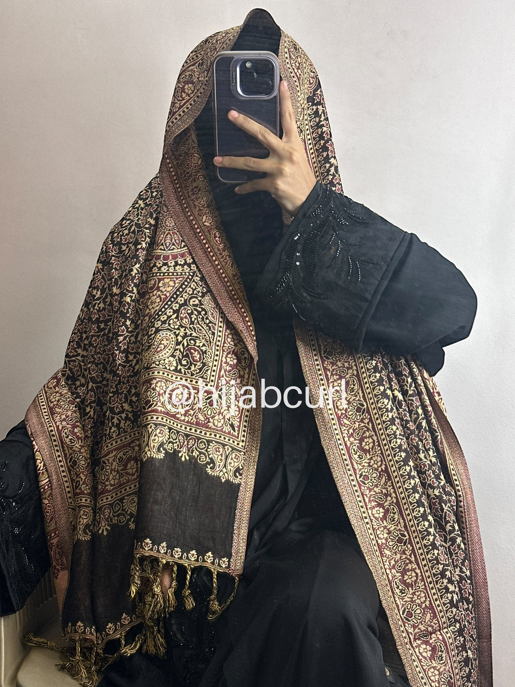 Luxury pashmina shawl