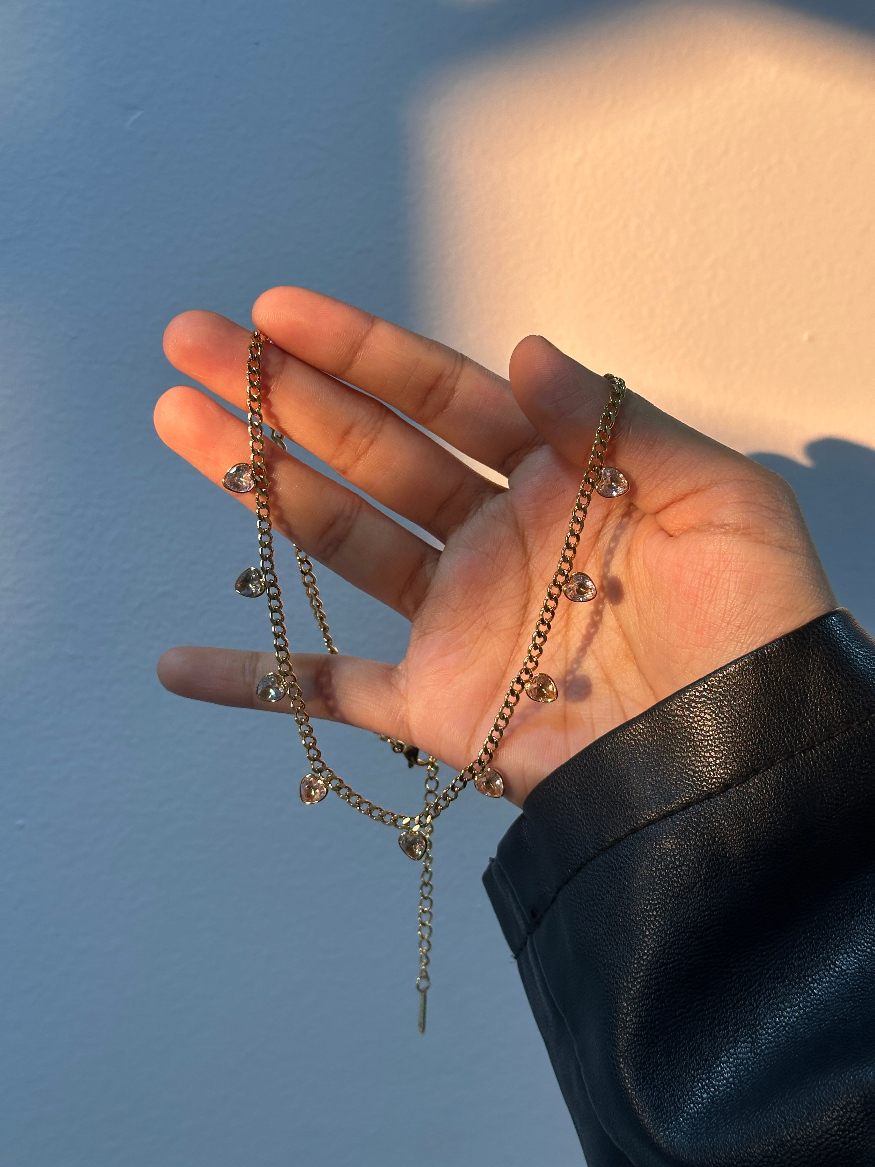 Anti tarnished neck peice