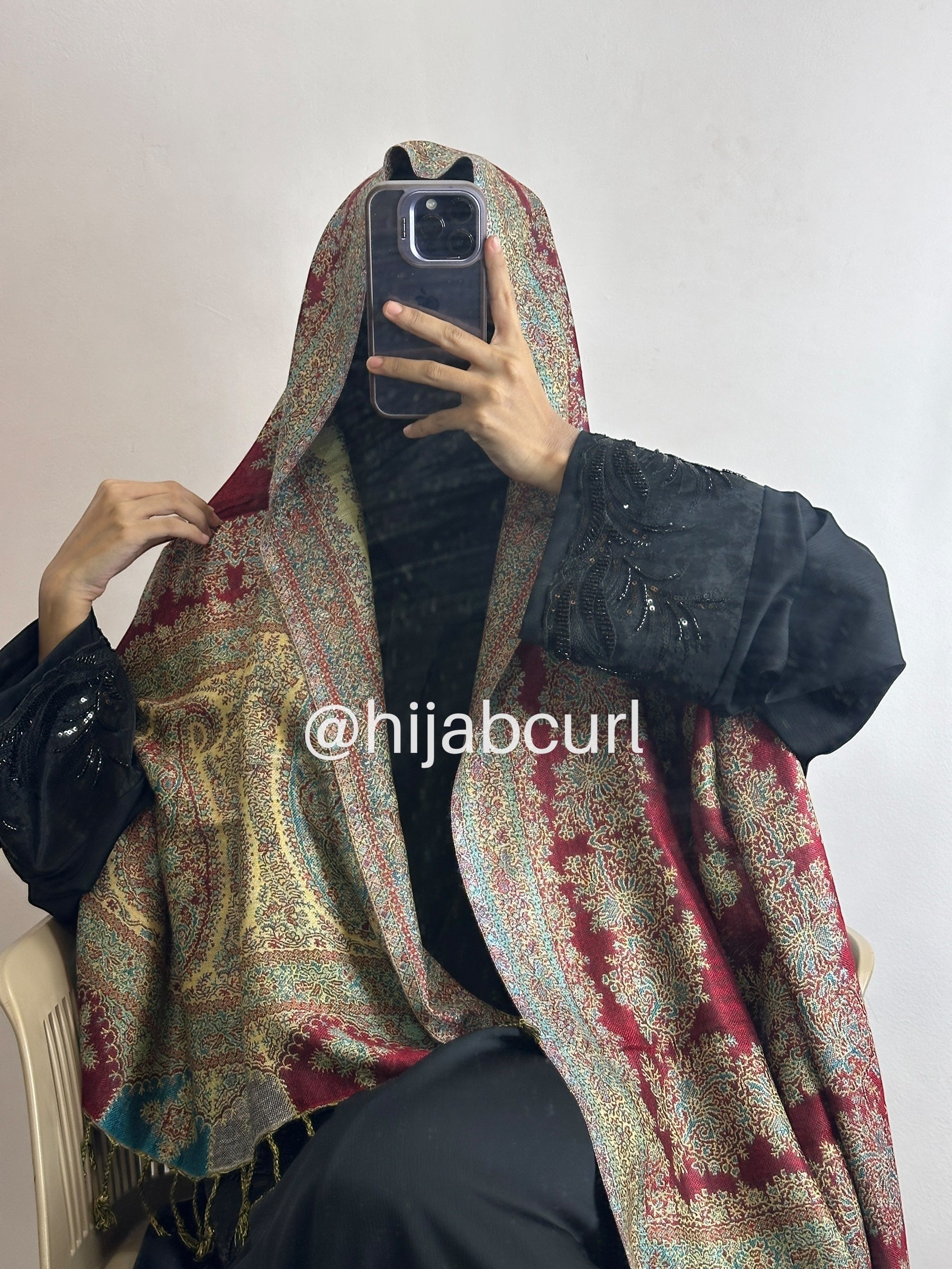 Luxury pashmina shawl