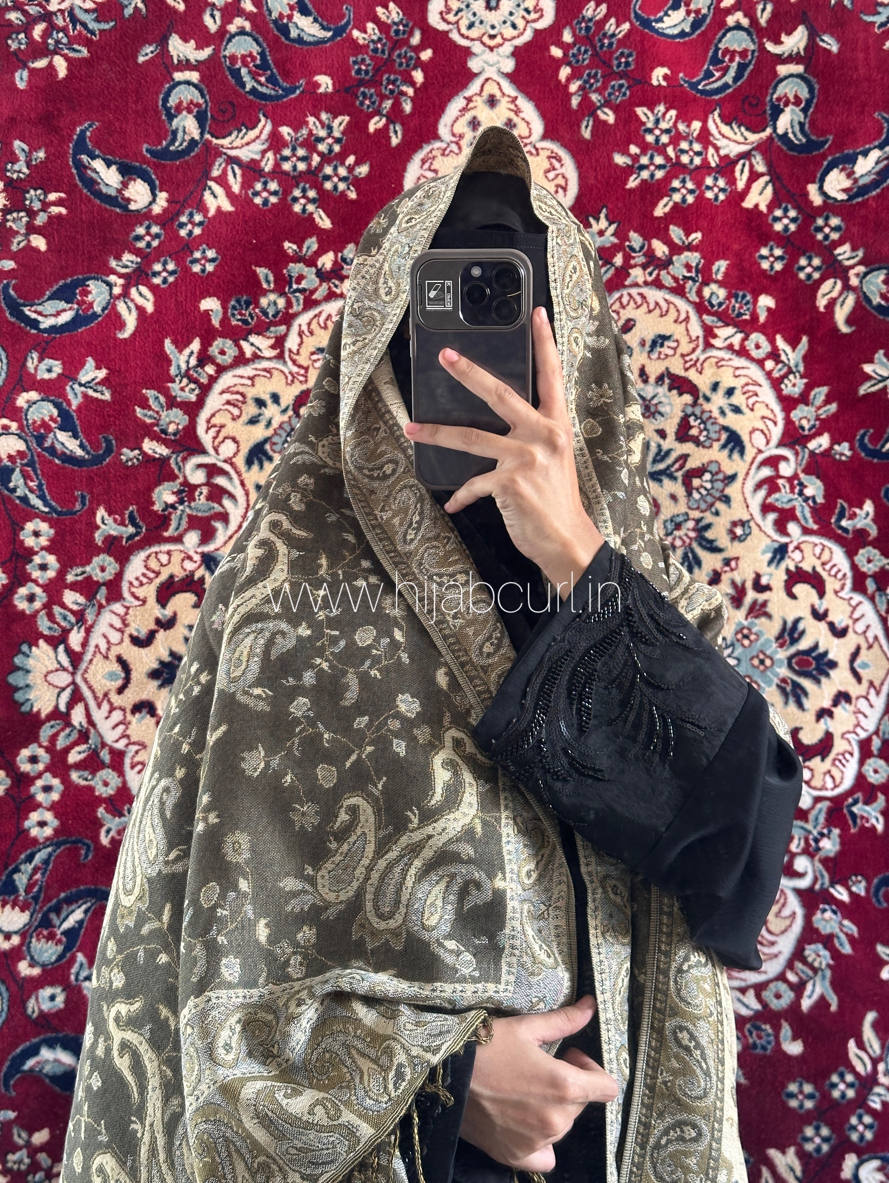 Luxury pashmina shawl