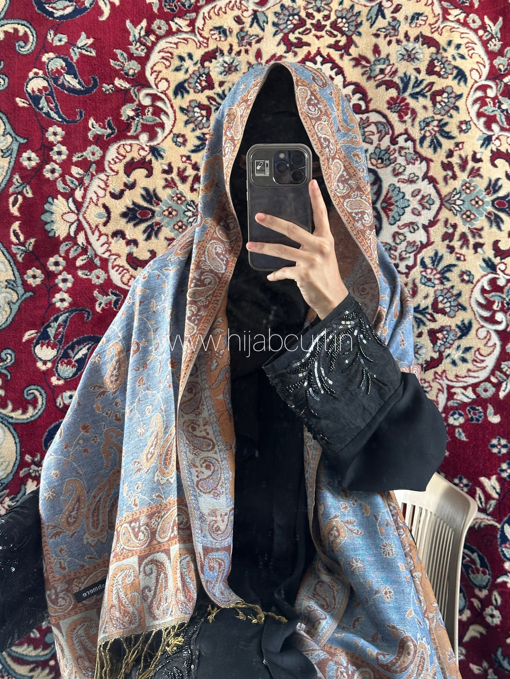 Luxury pashmina shawl