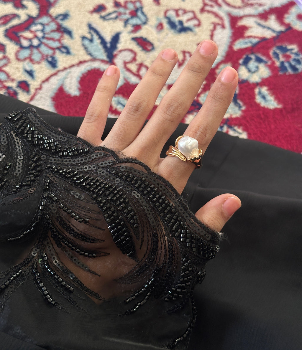 Big pearl ring