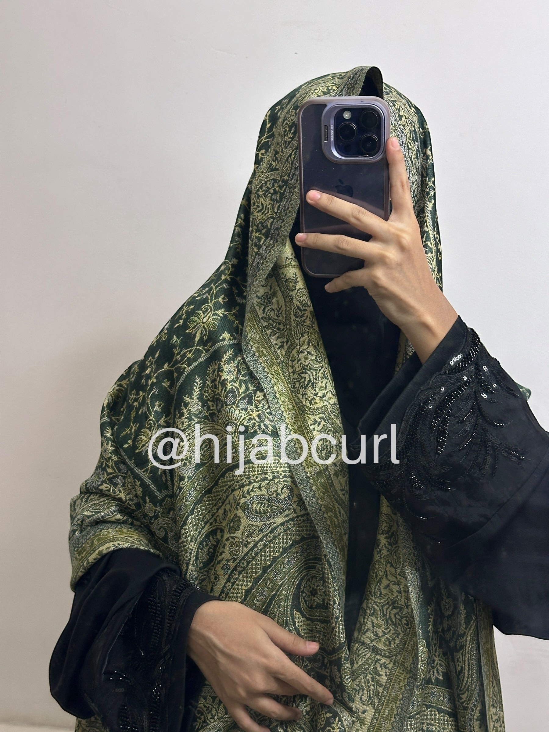 Luxury pashmina shawl