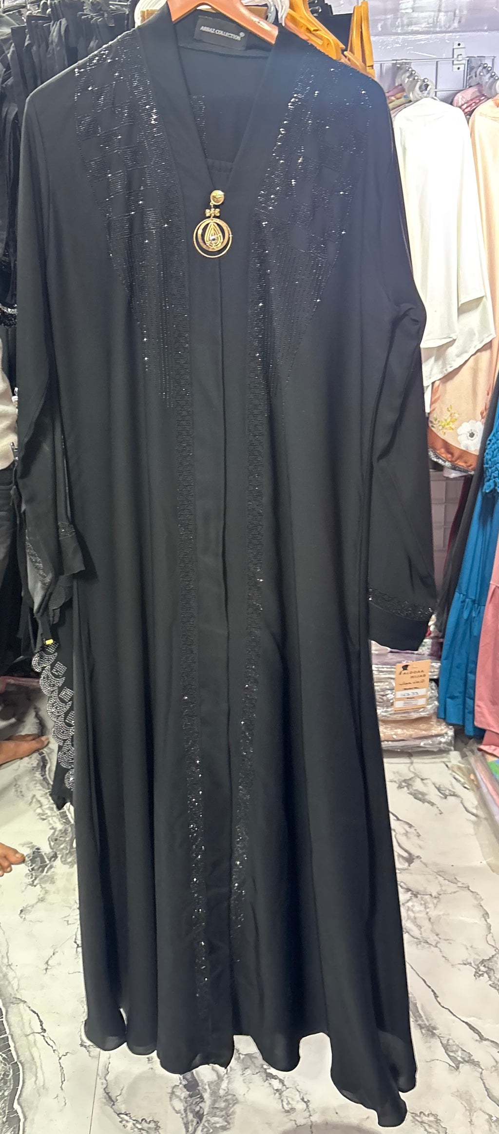 Luxurious Abaya - Perfect For Party Wear