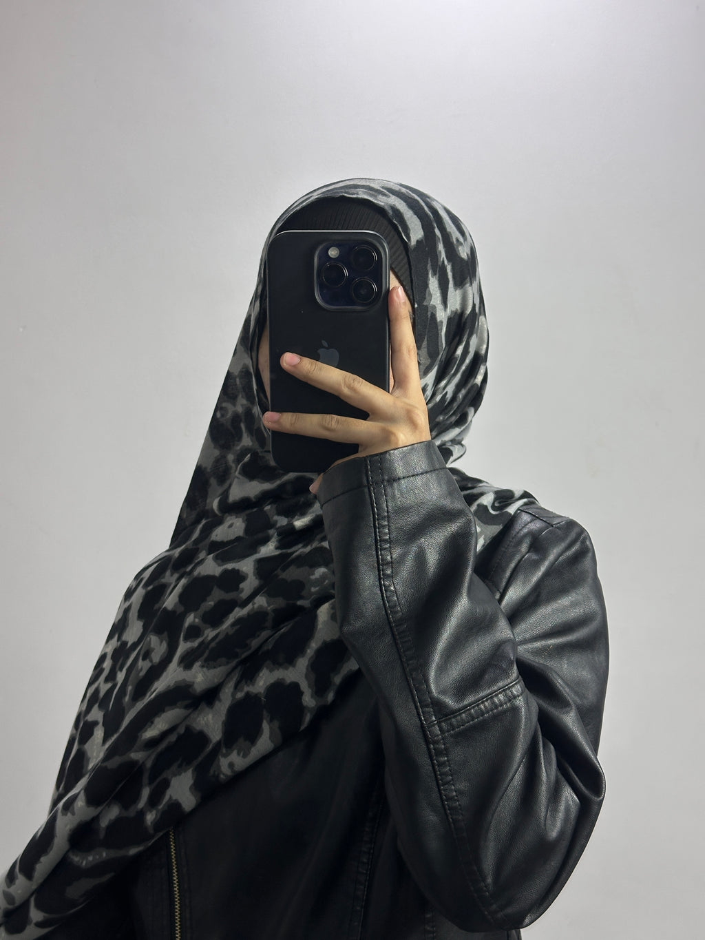 Savannah Modal Leopard Print Hijab - Grey