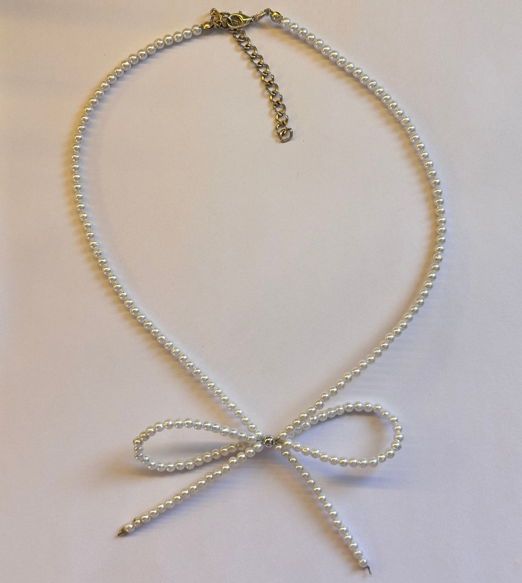 Beaded bow necklace