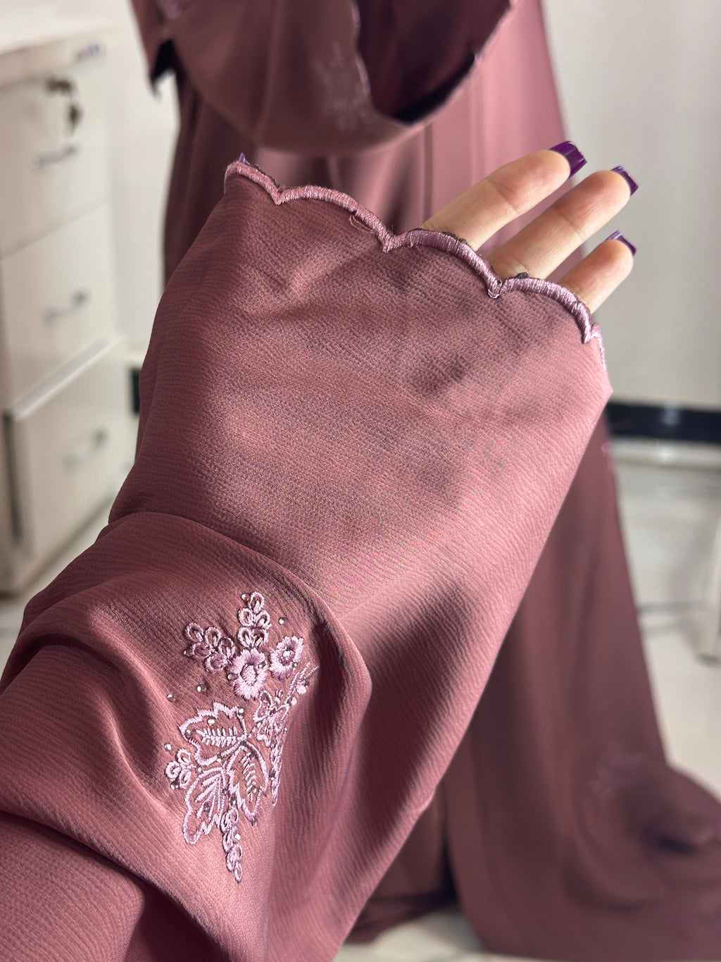 Luxurious Abaya - Perfect For Party Wear
