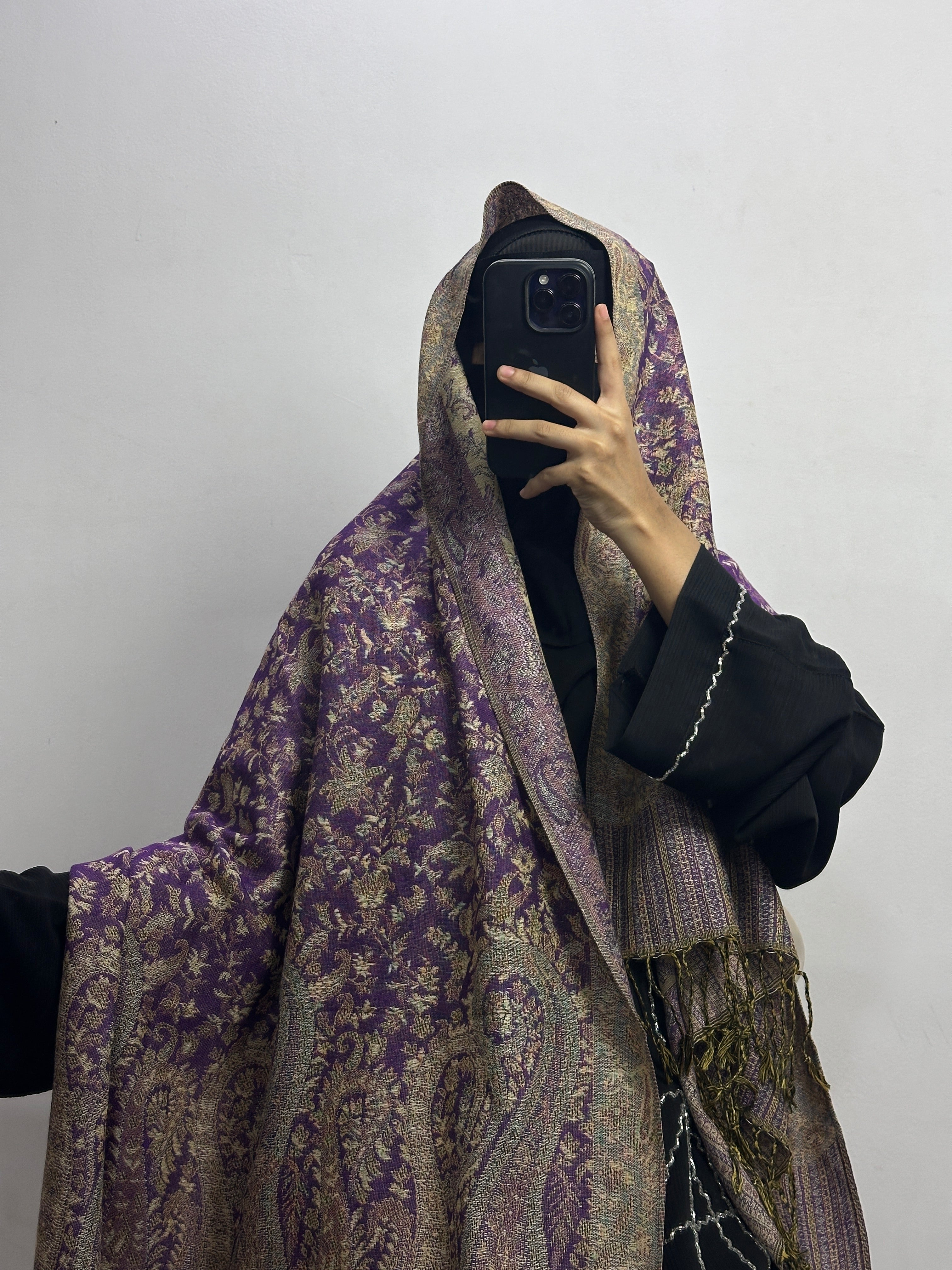 Luxury pashmina shawl