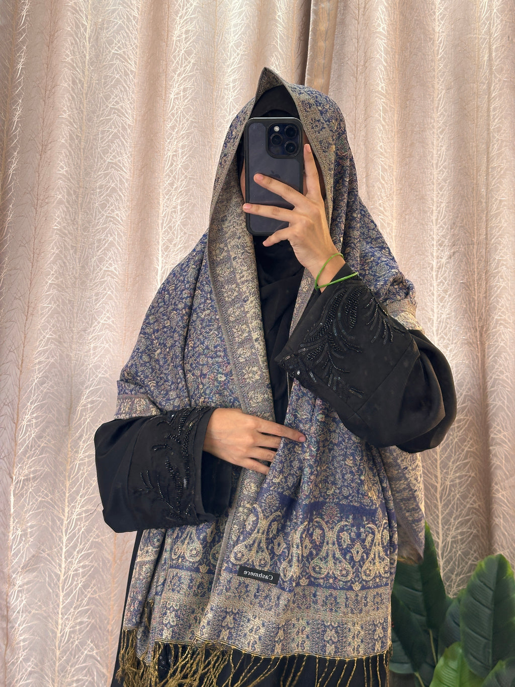 Luxury pashmina shawl