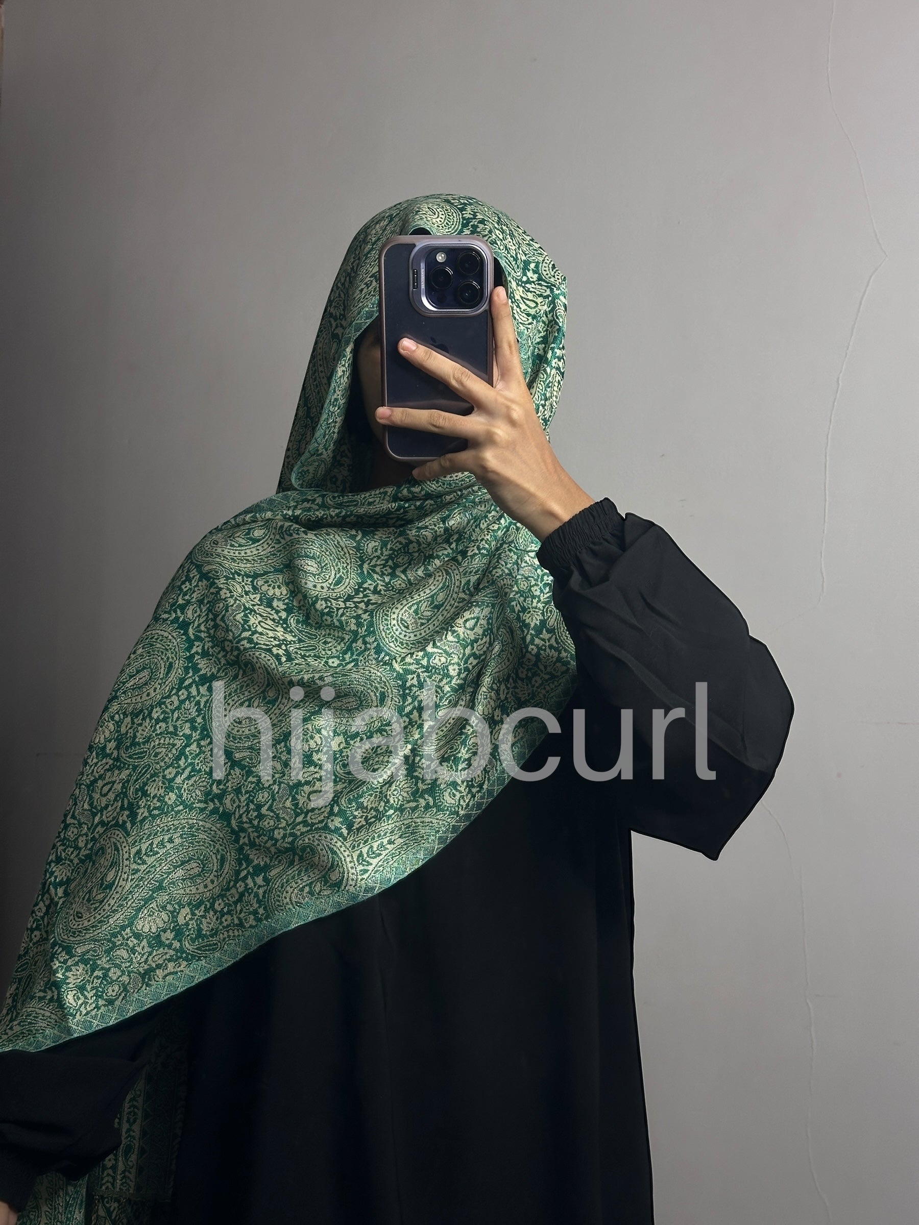 Luxury pashmina shawl