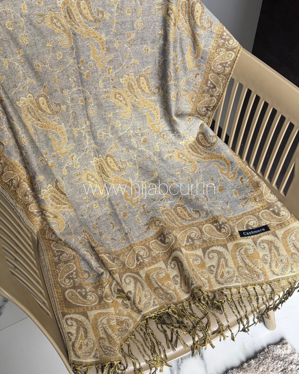 Luxury pashmina shawl