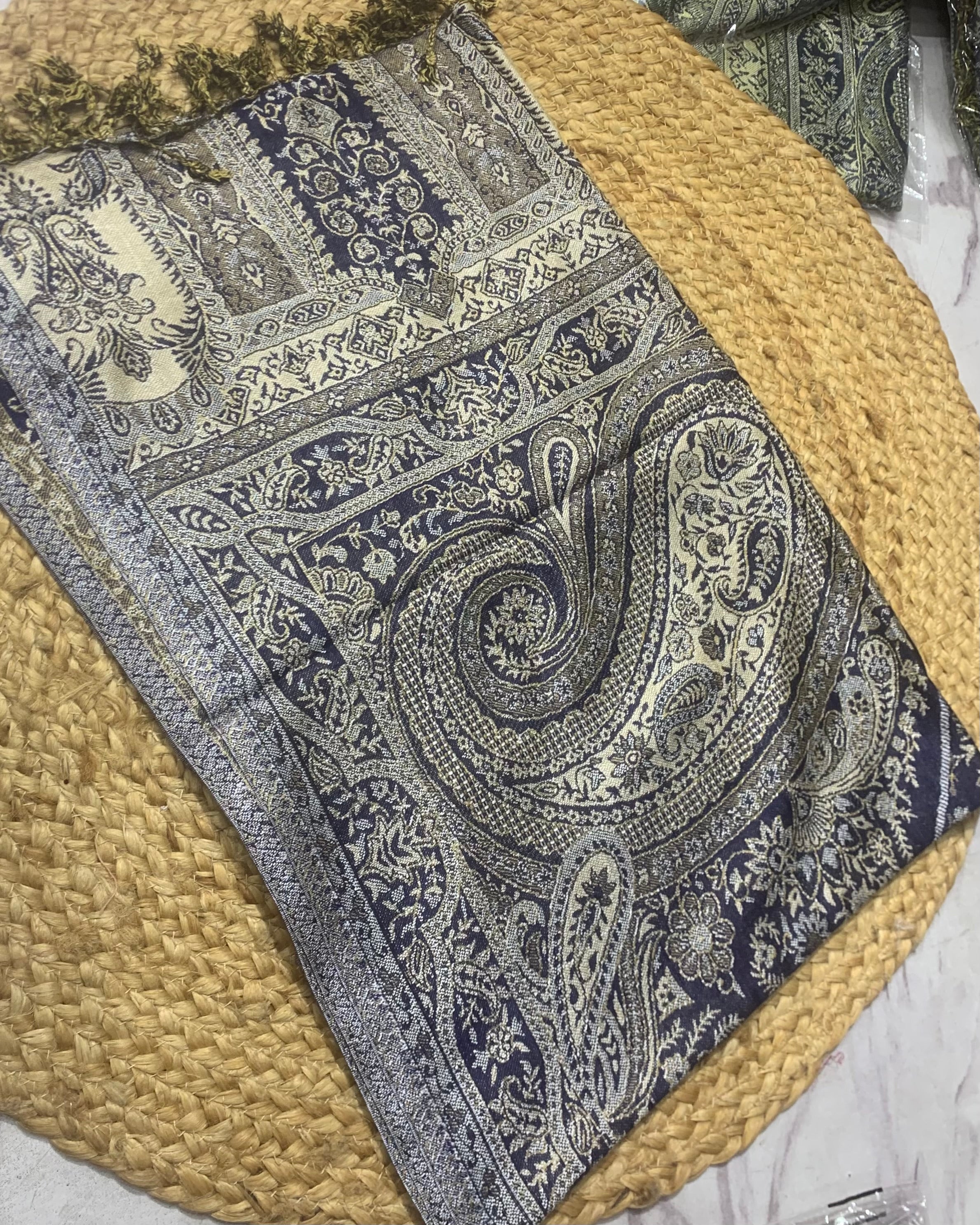 Luxury pashmina shawl