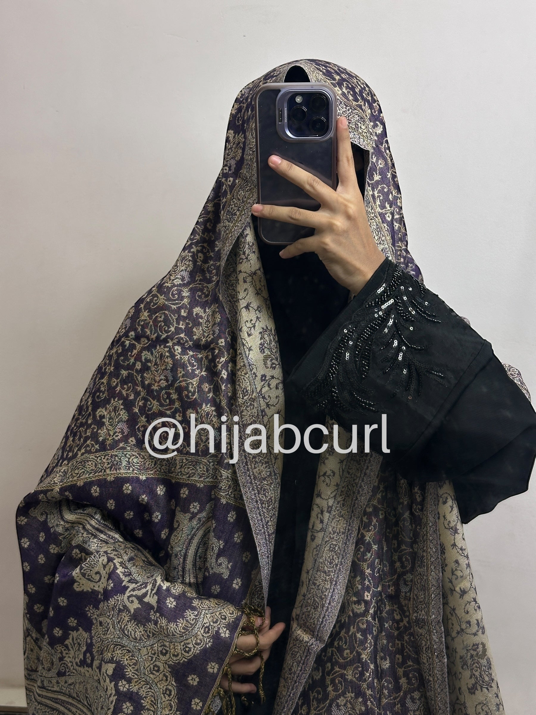 Luxury pashmina shawl
