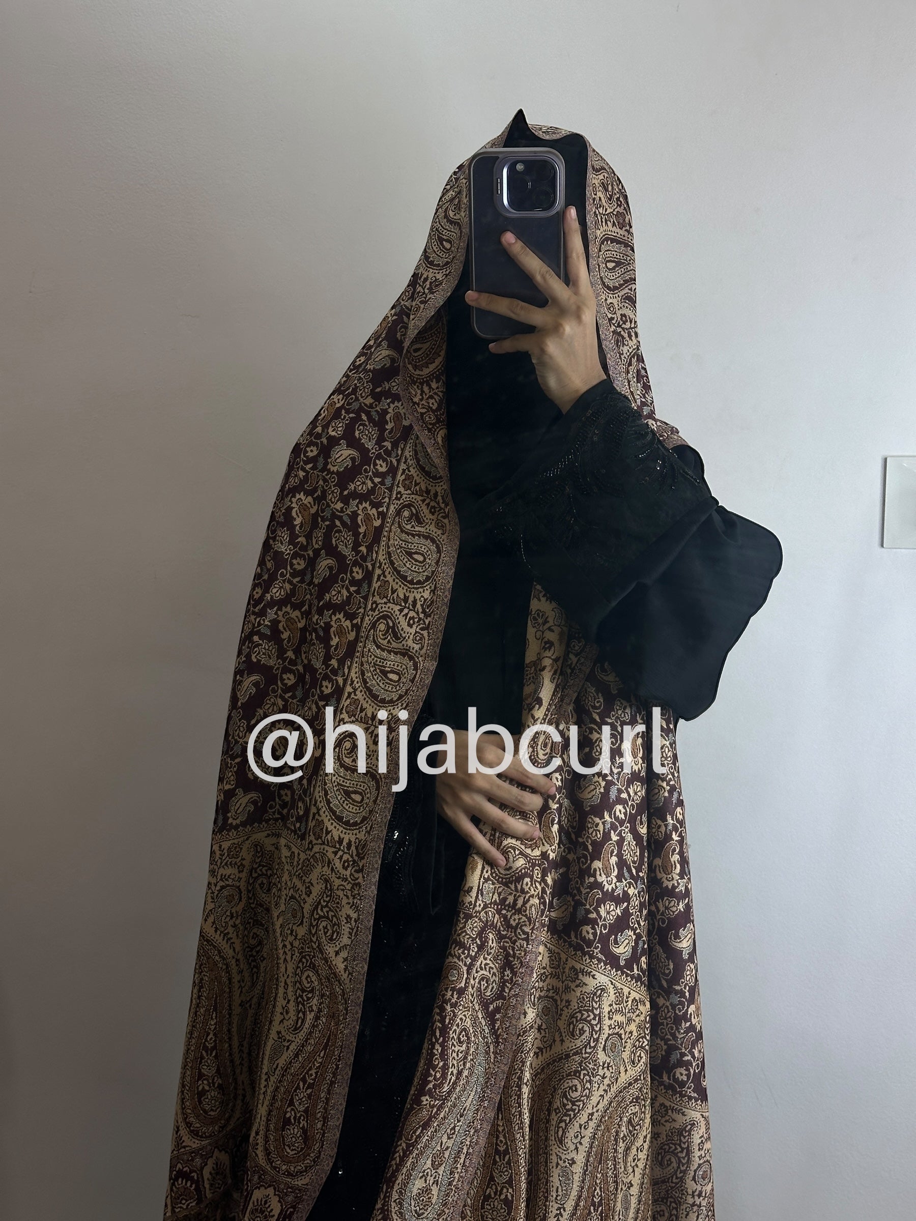 Luxury pashmina shawl