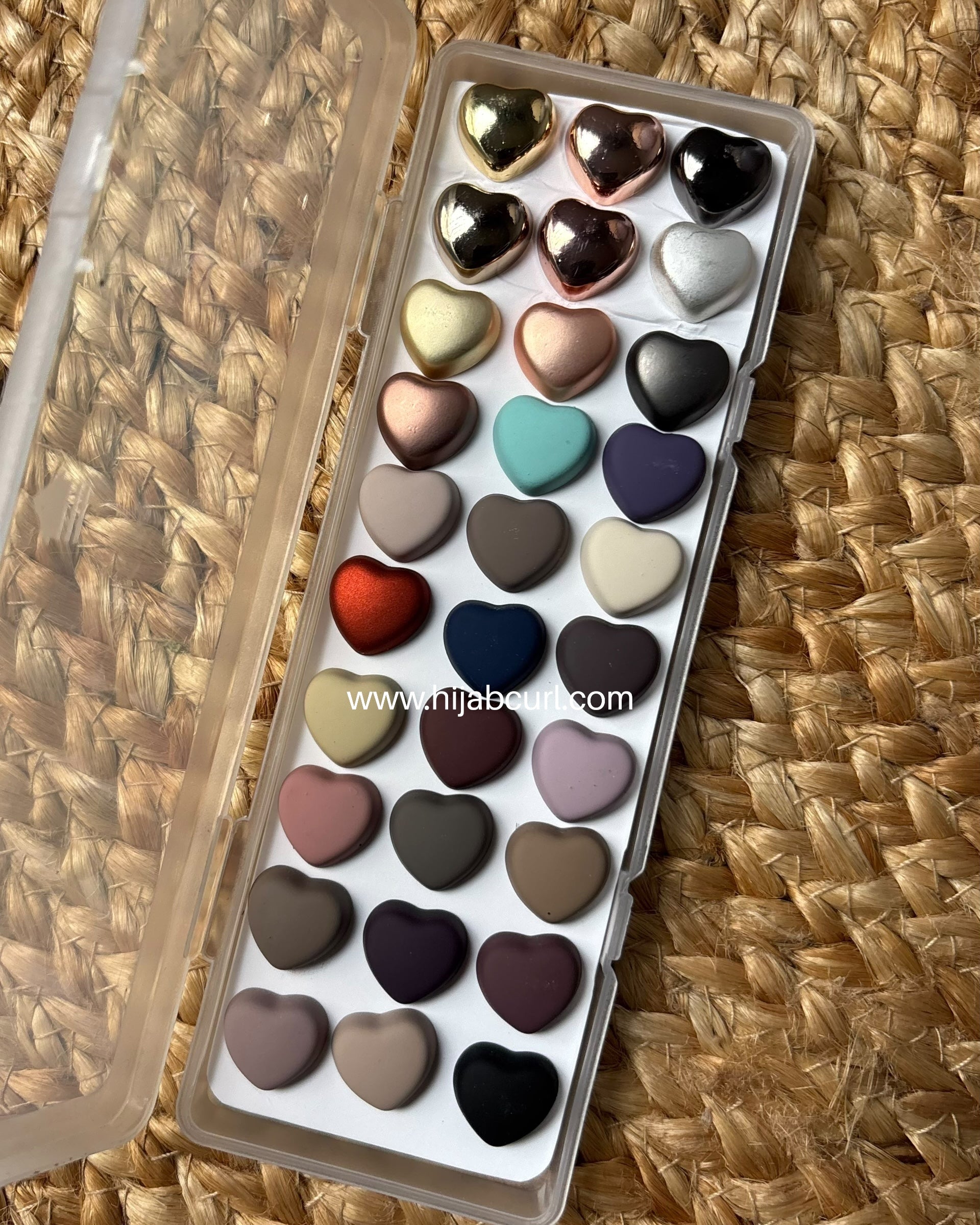 Magnet Pin - Any 1 Random Piece