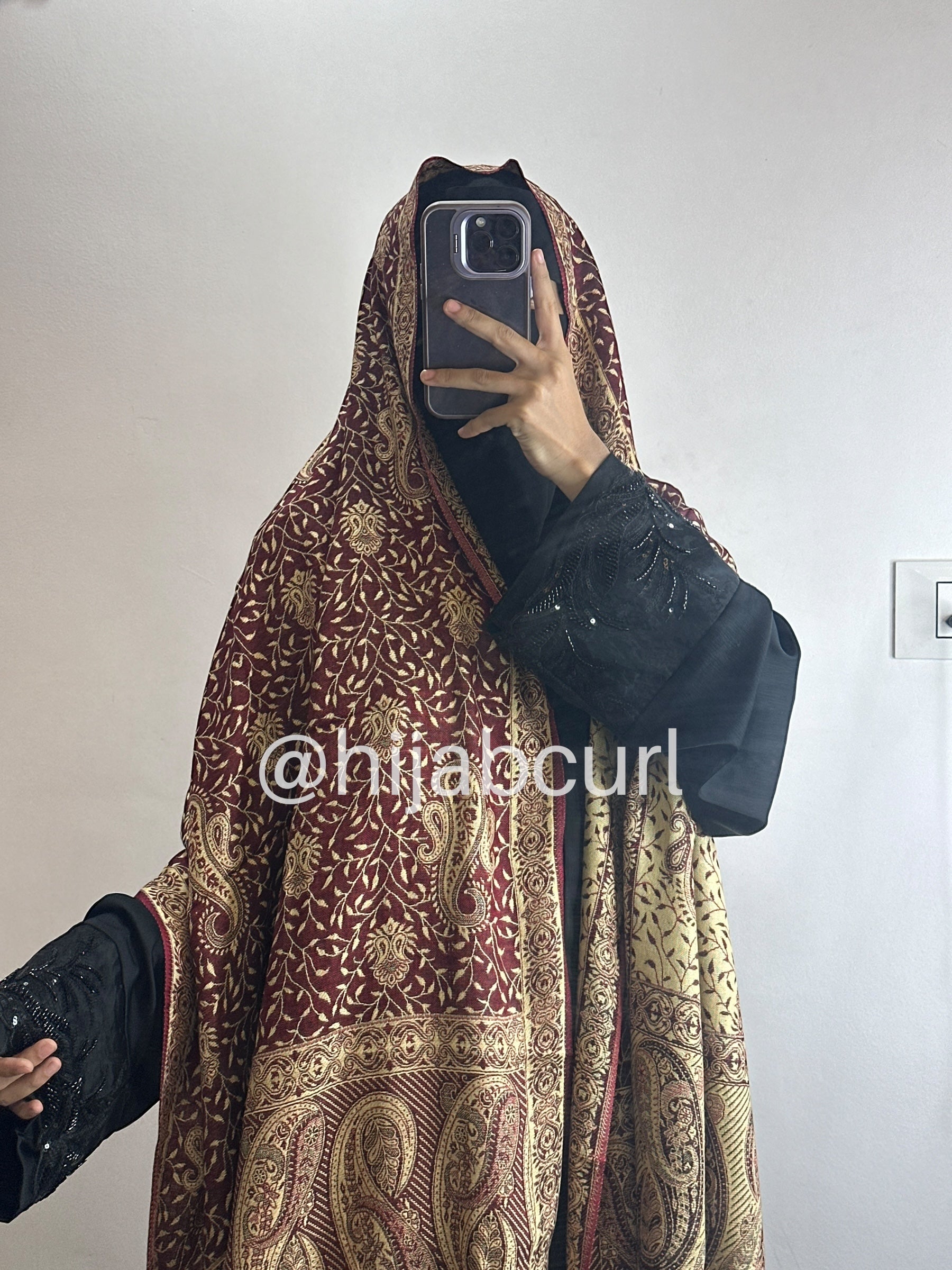 Luxury pashmina shawl