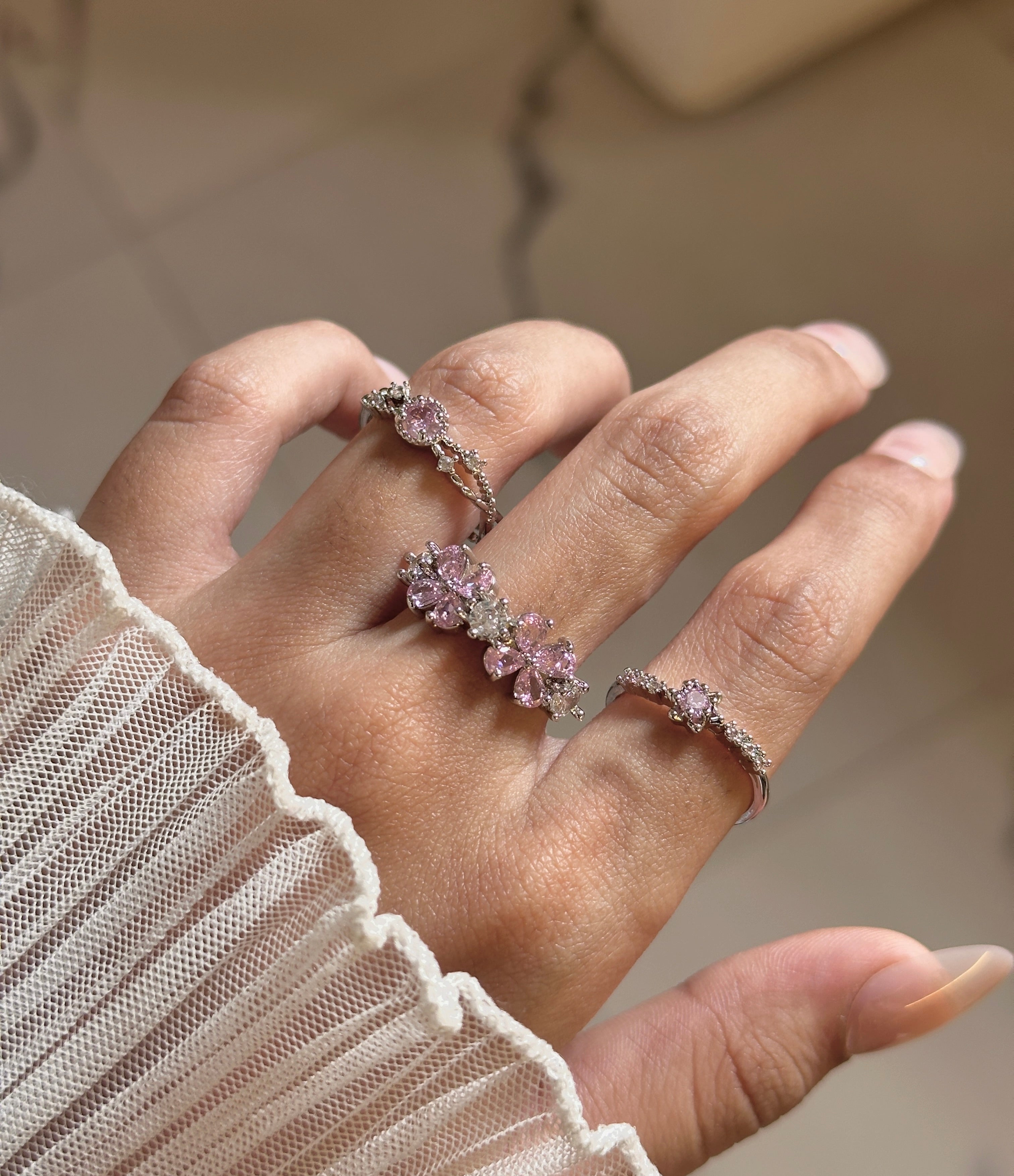 Floral diamond ring
