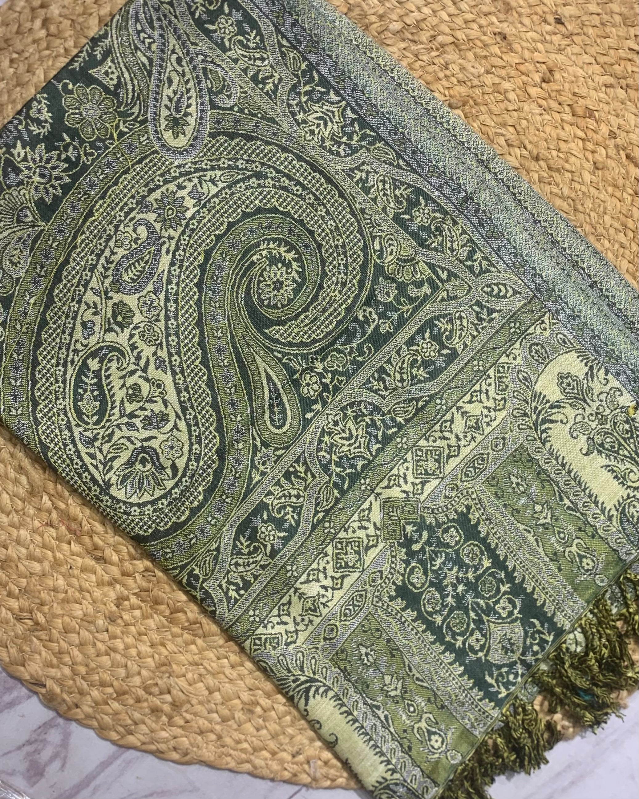 Luxury pashmina shawl