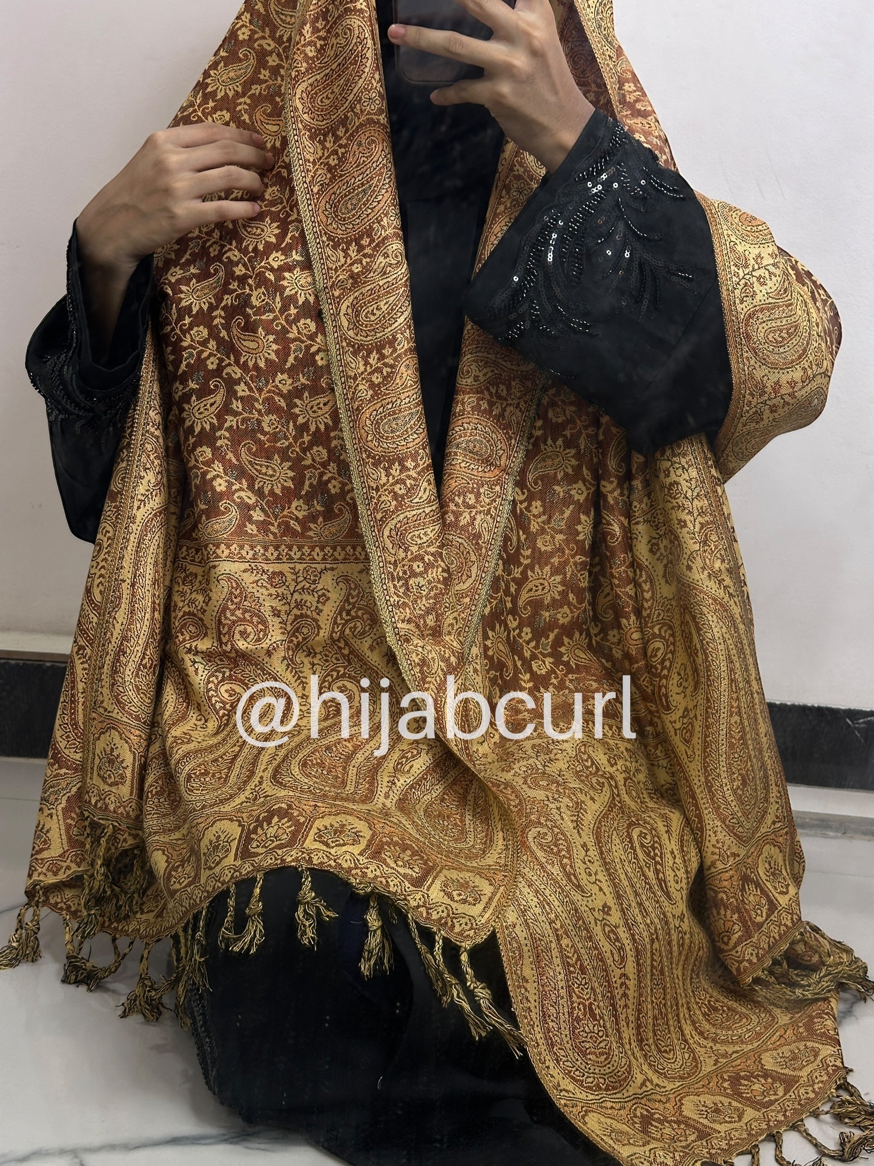 Luxury pashmina shawl