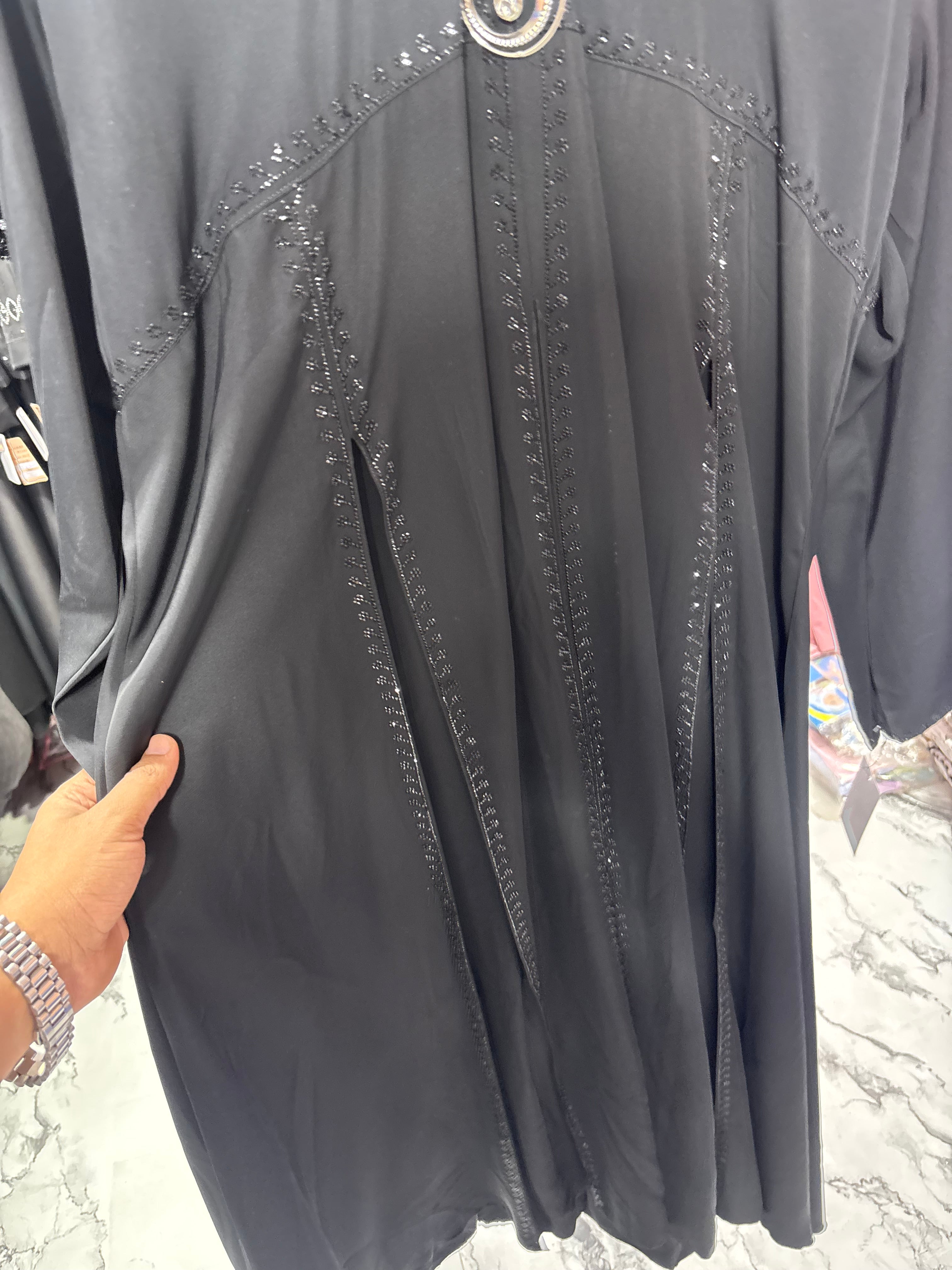 Luxurious Abaya - Perfect For Party Wear