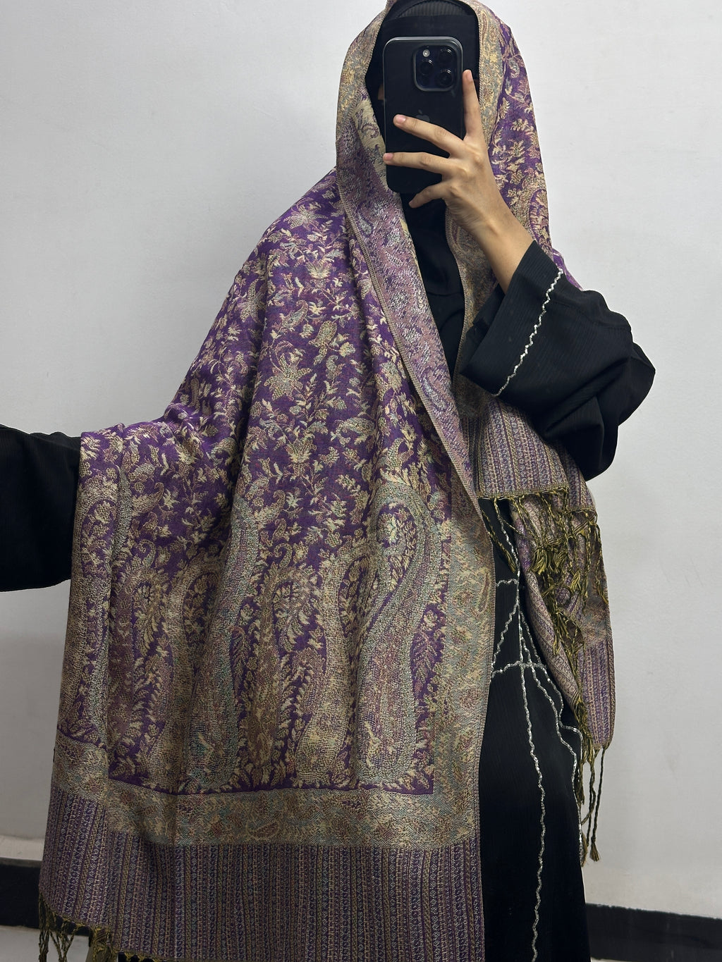Luxury pashmina shawl