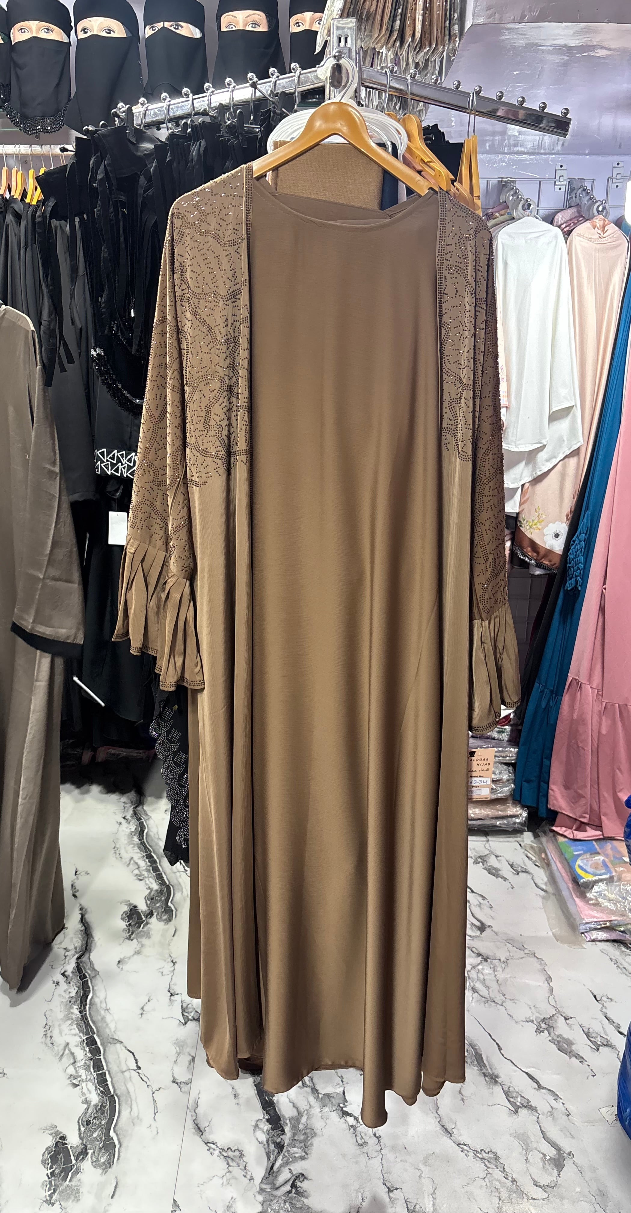 Luxurious Abaya - Perfect For Party Wear