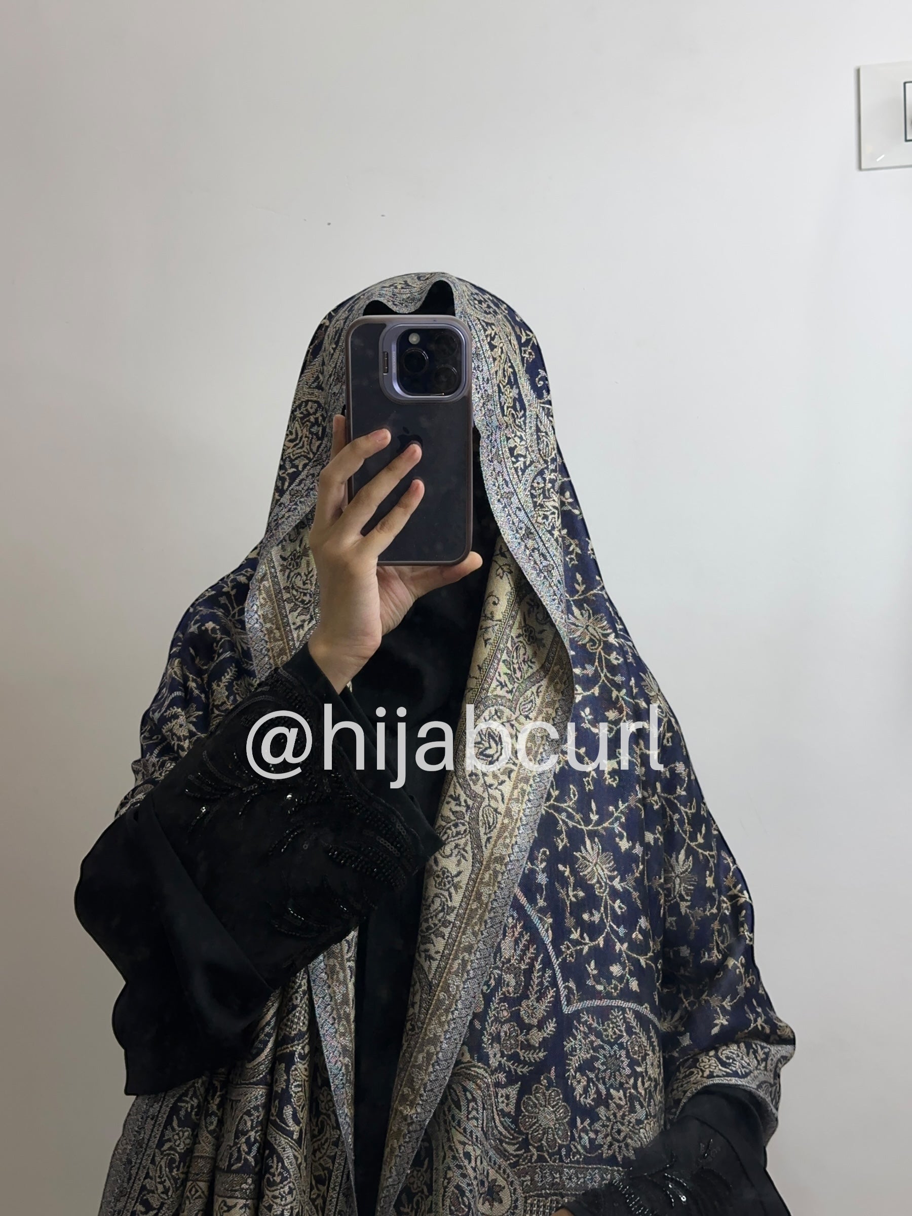 Luxury pashmina shawl