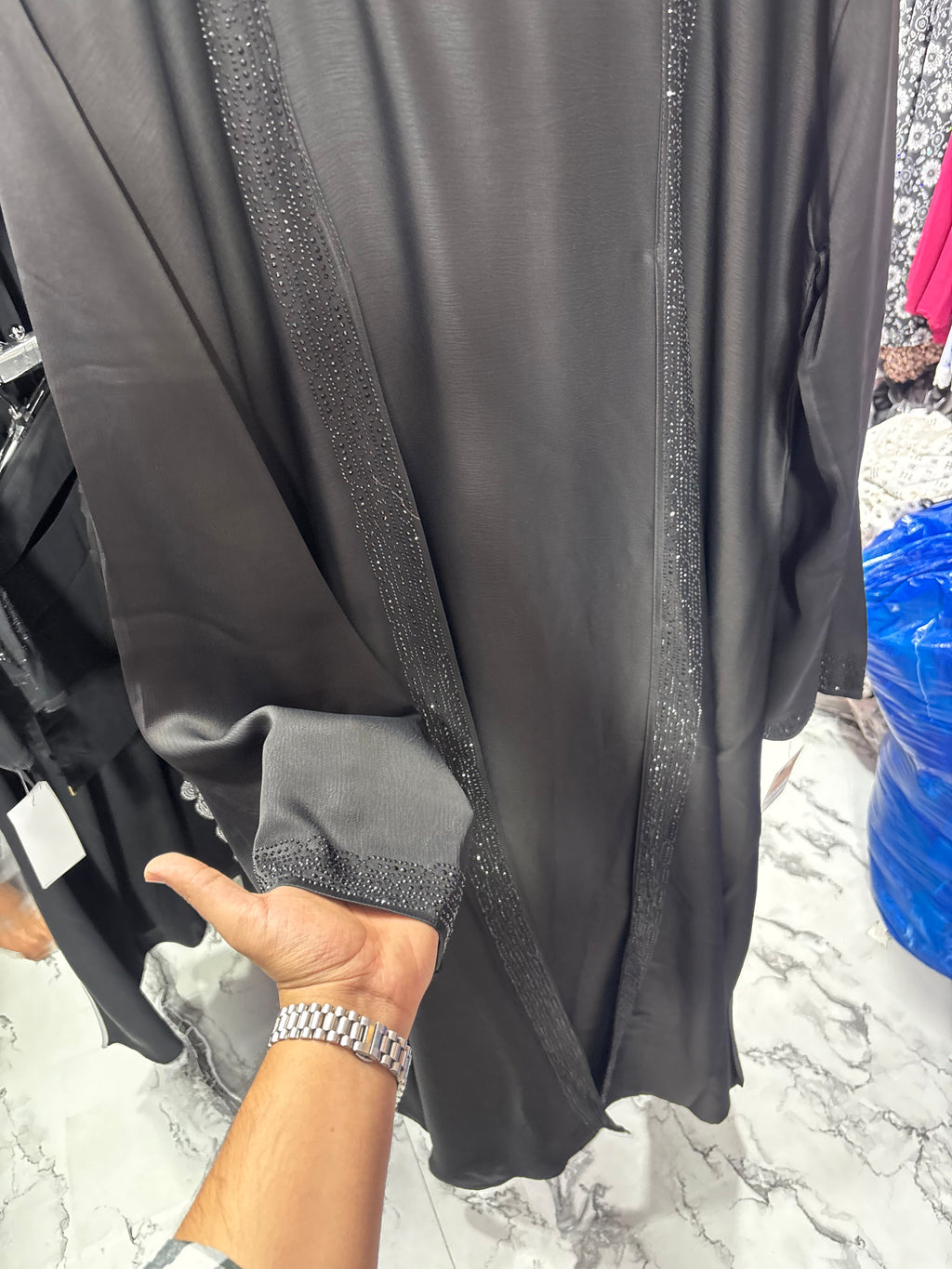 Luxurious Abaya - Perfect For Party Wear