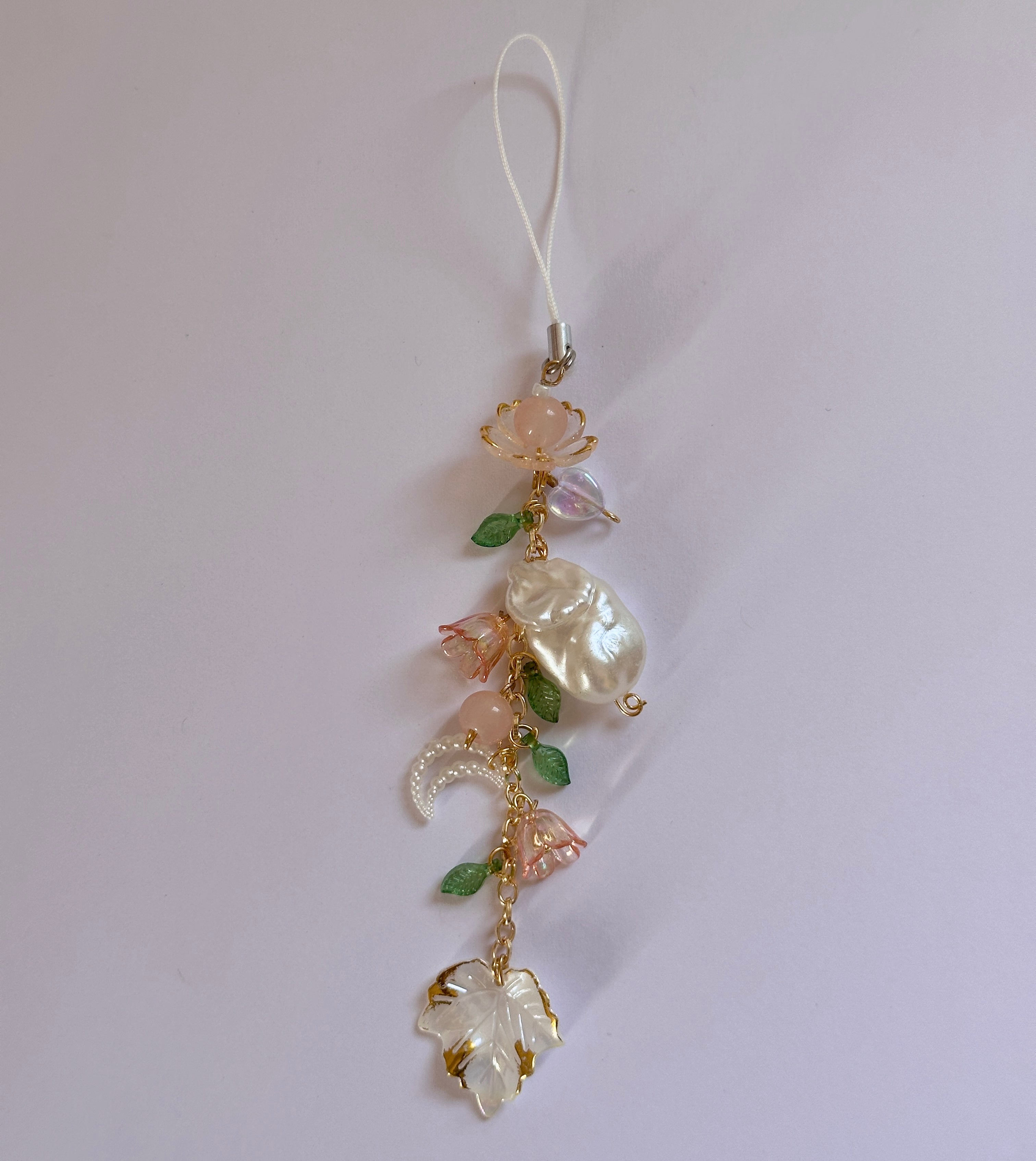 Leaf phone charm