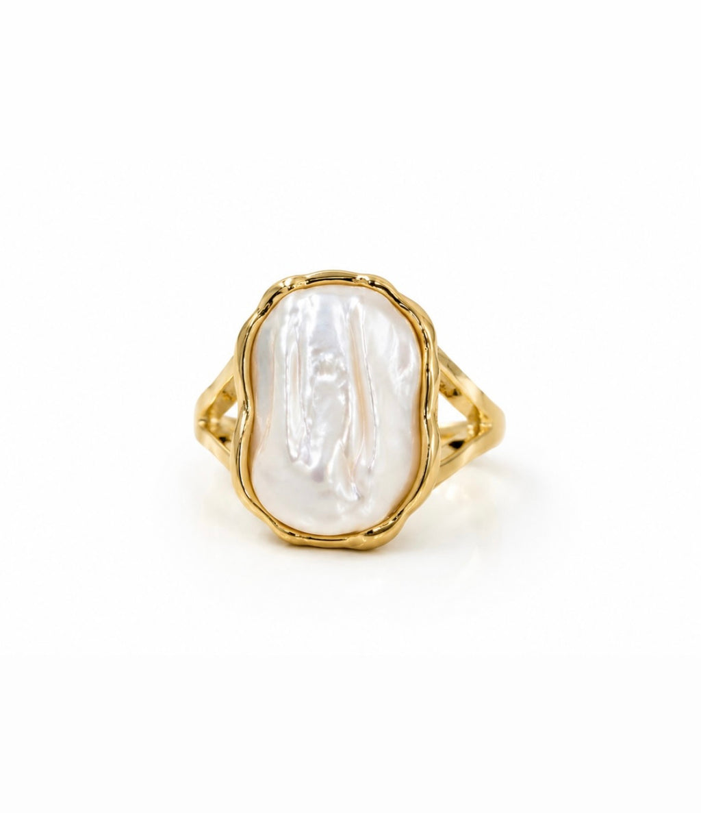 Big pearl ring