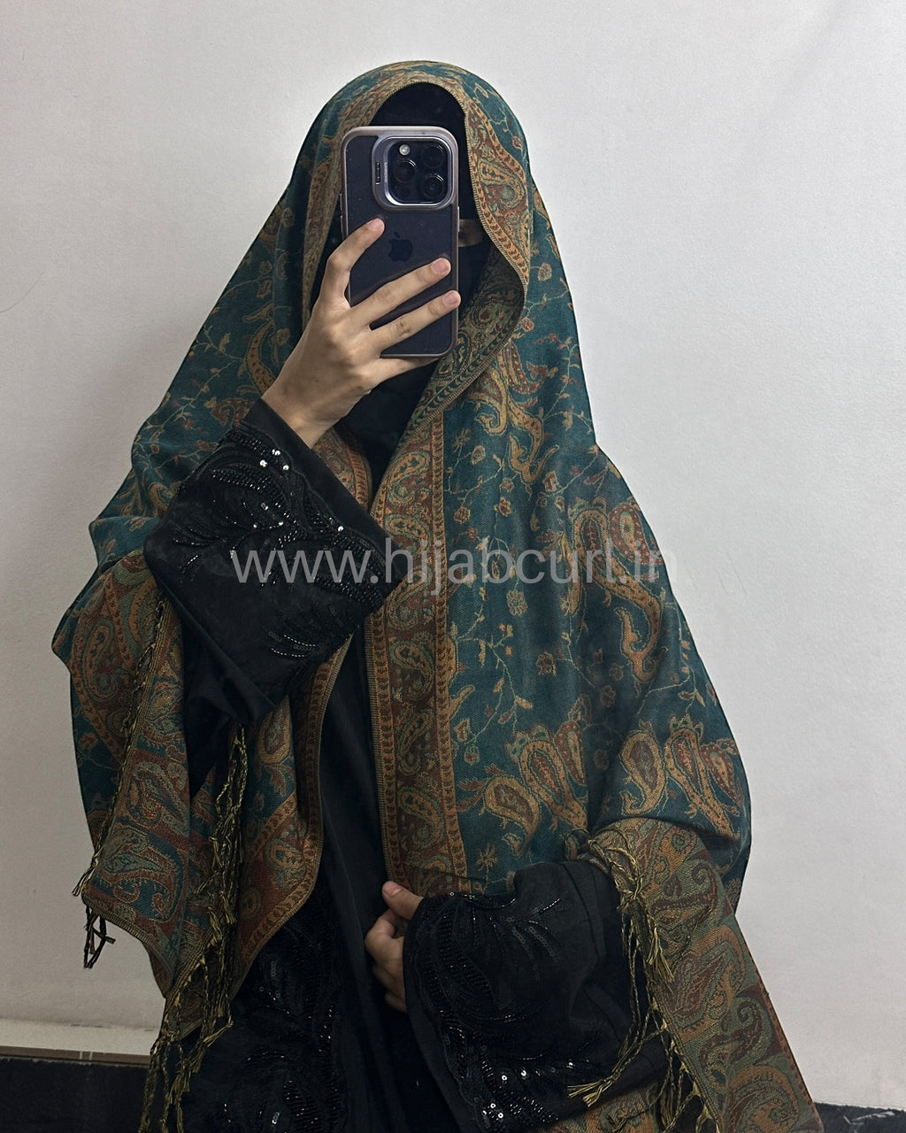 Luxury pashmina shawl