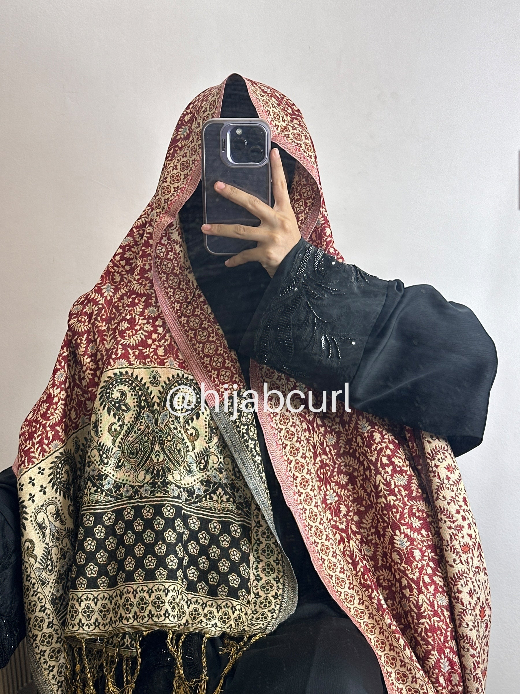 Luxury pashmina shawl