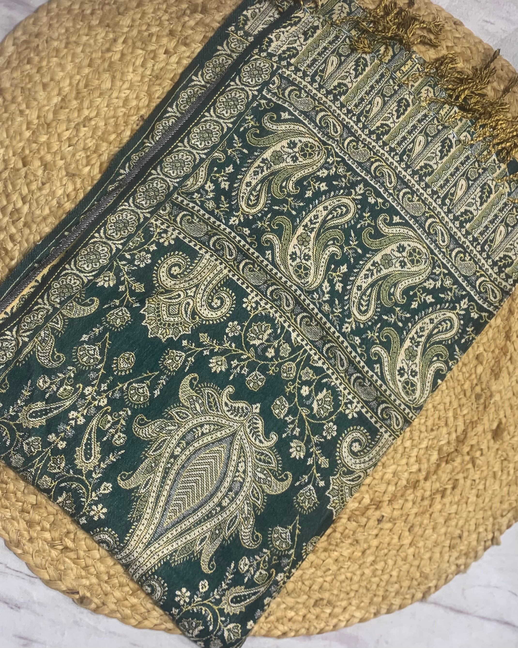 Luxury pashmina shawl