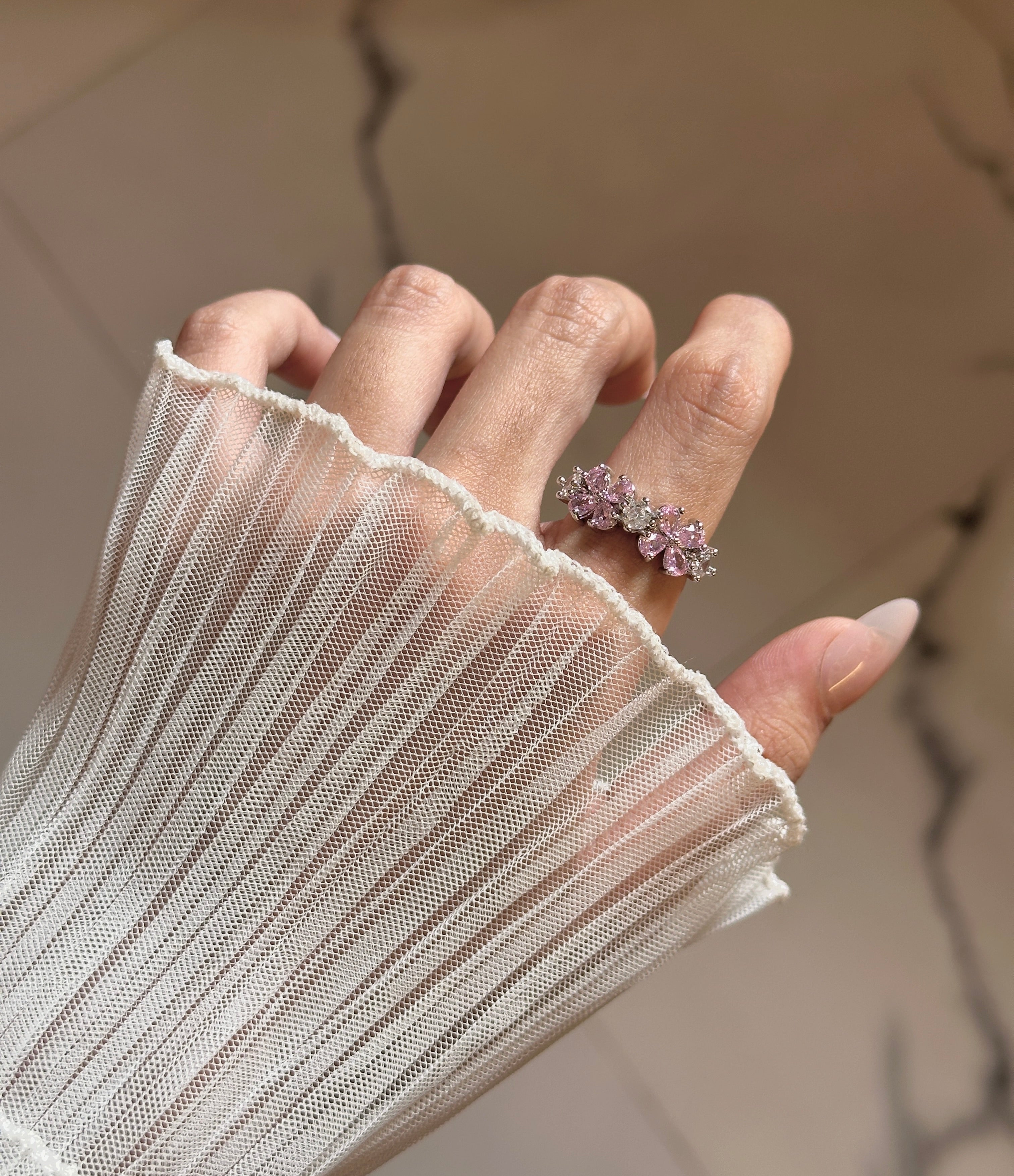 Floral diamond ring