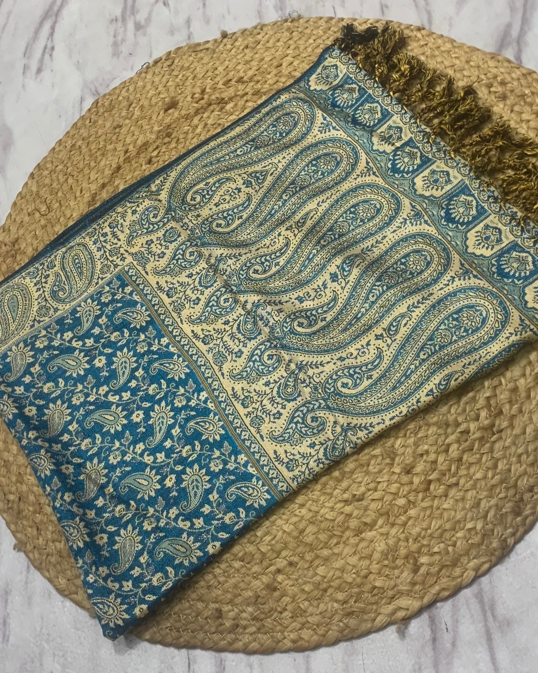 Luxury pashmina shawl