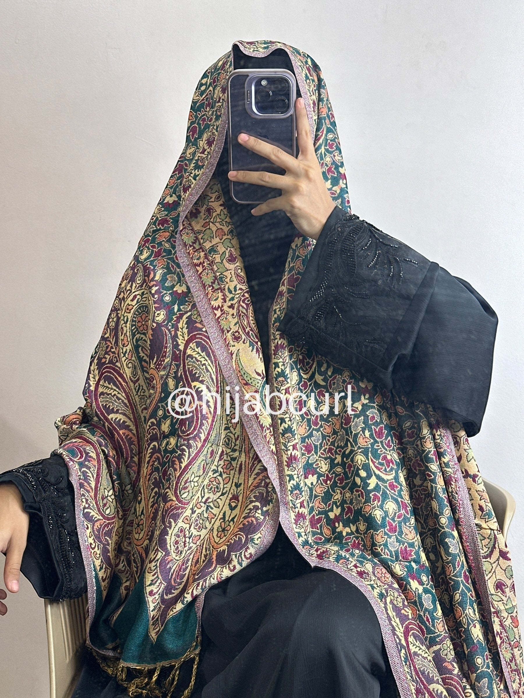 Luxury pashmina shawl