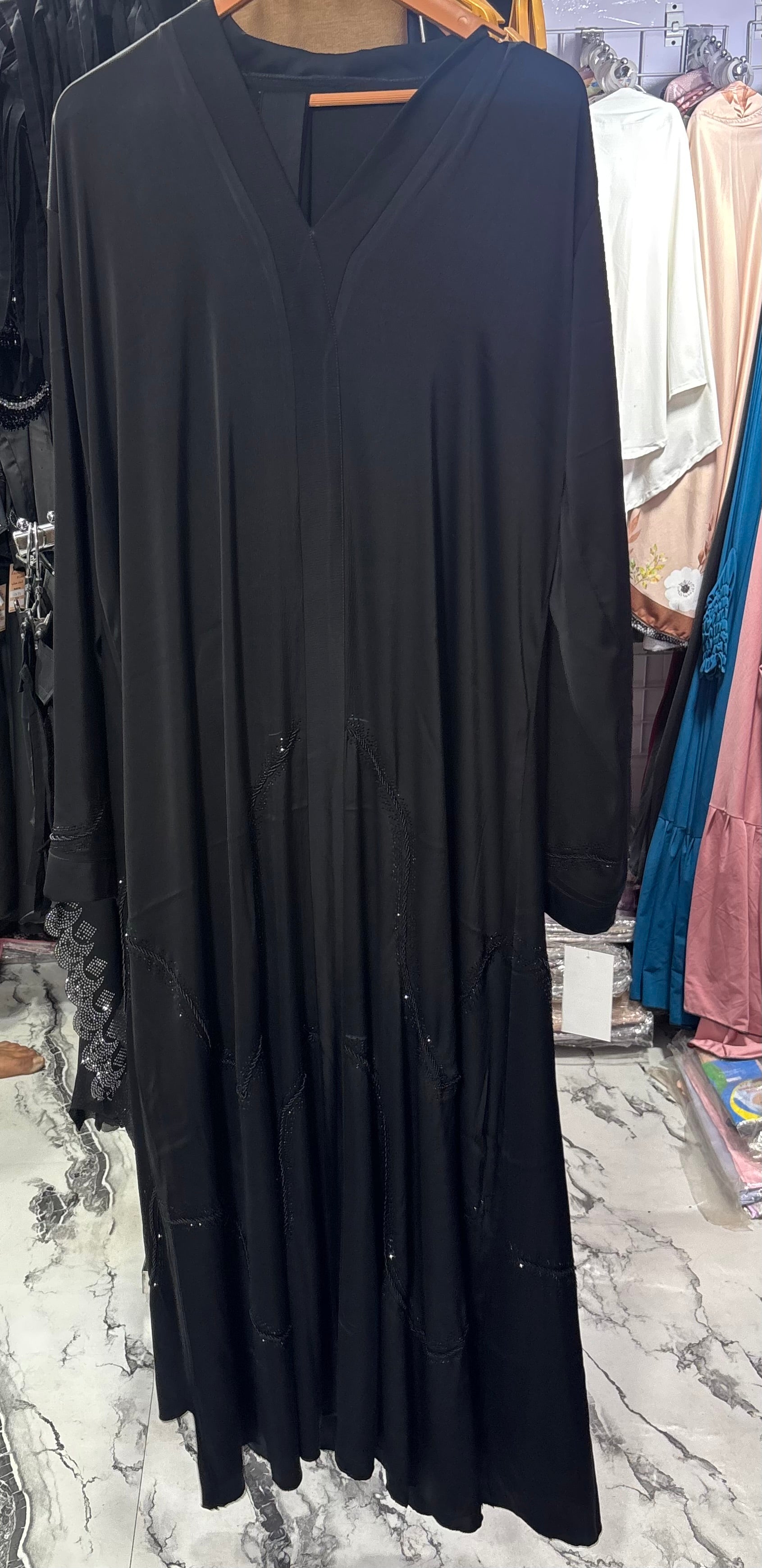 Luxurious Abaya - Perfect For Party Wear