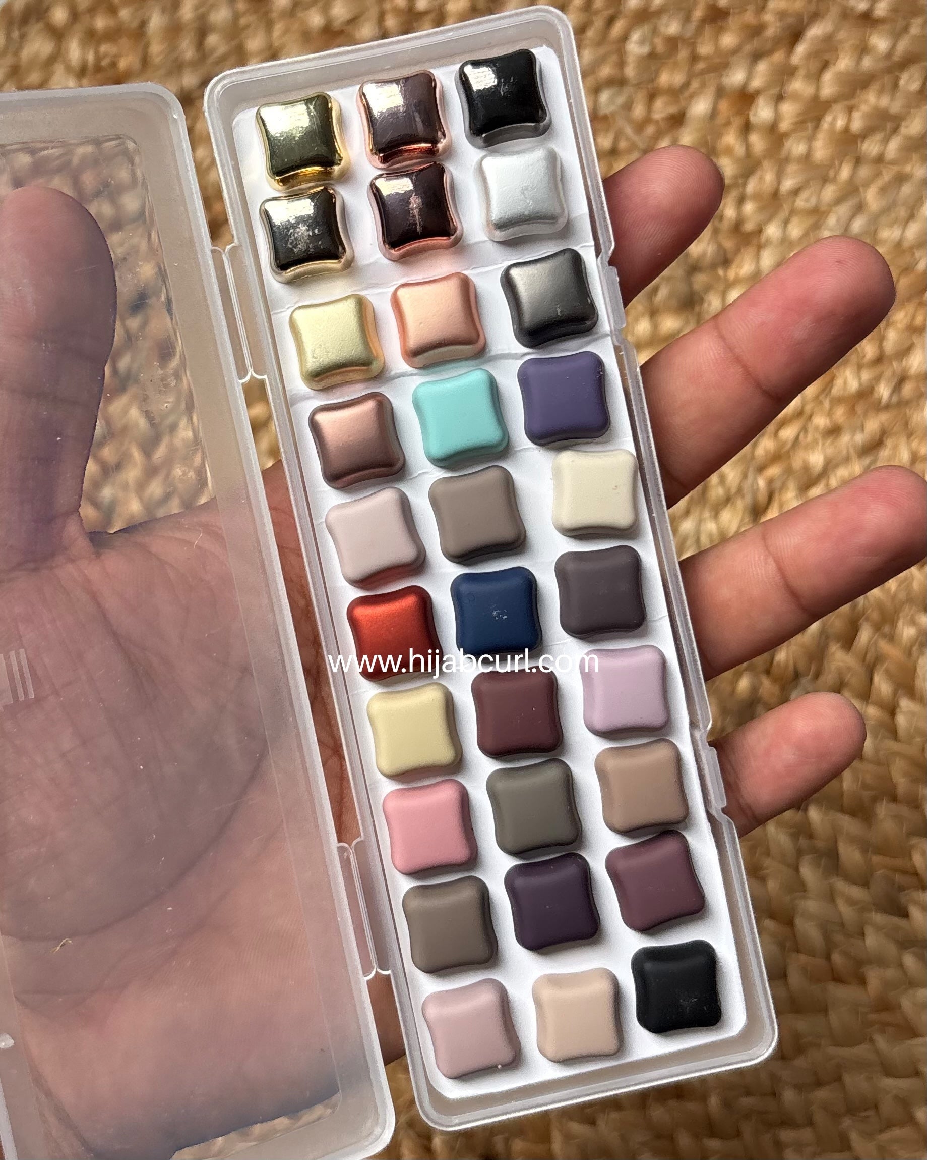 Magnet Pin - Any 1 Random Piece